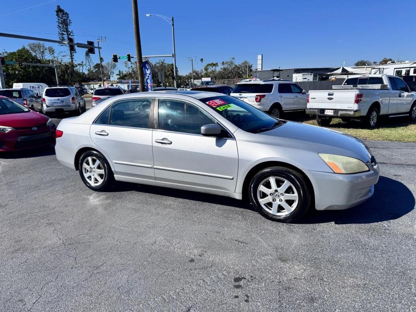 2005 SILVER HONDA ACCORD EX (1HGCM665X5A) with an 3.0L engine, Automatic transmission, located at 2929 9th St. West, Bradenton, 34205, (941) 242-2810, 27.473591, -82.570679 - Photo#1