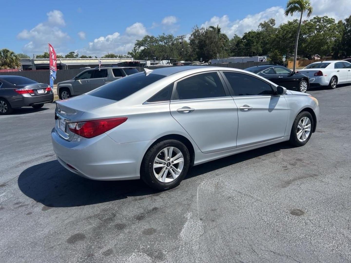 2013 BLUE HYUNDAI SONATA GLS (5NPEB4AC1DH) with an 2.4L engine, Automatic transmission, located at 2929 9th St. West, Bradenton, 34205, (941) 242-2810, 27.473591, -82.570679 - Thanks for inquring into DriveNation USA! All vehicles listed can be viewed at www.drivenationusa.com for vehicle history reports and additonal info. We cannot quote any terms such as down payments or monthly payments without an application. You can apply directly at www.drivenationusa.com or by con - Photo#2