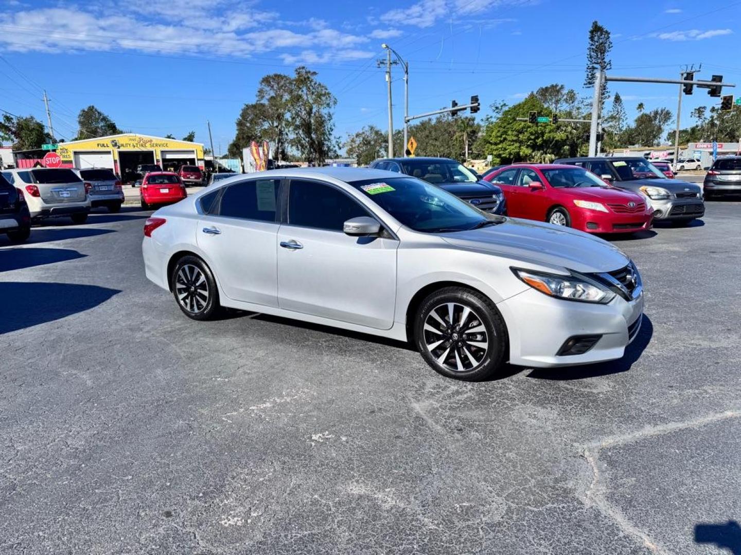 2014 SILVER NISSAN ALTIMA 2.5 (1N4AL3AP4EN) with an 2.5L engine, Continuously Variable transmission, located at 2929 9th St. West, Bradenton, 34205, (941) 242-2810, 27.473591, -82.570679 - Thanks for inquring into DriveNation USA! All vehicles listed can be viewed at www.drivenationusa.com for vehicle history reports and additonal info. We cannot quote any terms such as down payments or monthly payments without an application. You can apply directly at www.drivenationusa.com or by con - Photo#0