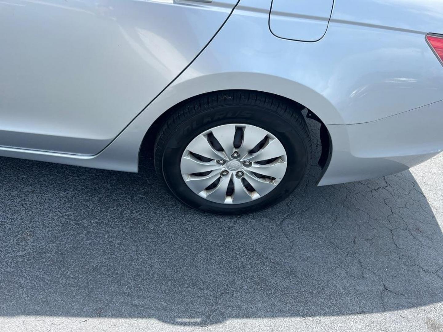 2009 BLUE HONDA ACCORD LX (1HGCP263X9A) with an 2.4L engine, Automatic transmission, located at 2929 9th St. West, Bradenton, 34205, (941) 242-2810, 27.473591, -82.570679 - Thanks for inquring into DriveNation USA! All vehicles listed can be viewed at www.drivenationusa.com for vehicle history reports and additonal info. We cannot quote any terms such as down payments or monthly payments without an application. You can apply directly at www.drivenationusa.com or by con - Photo#9