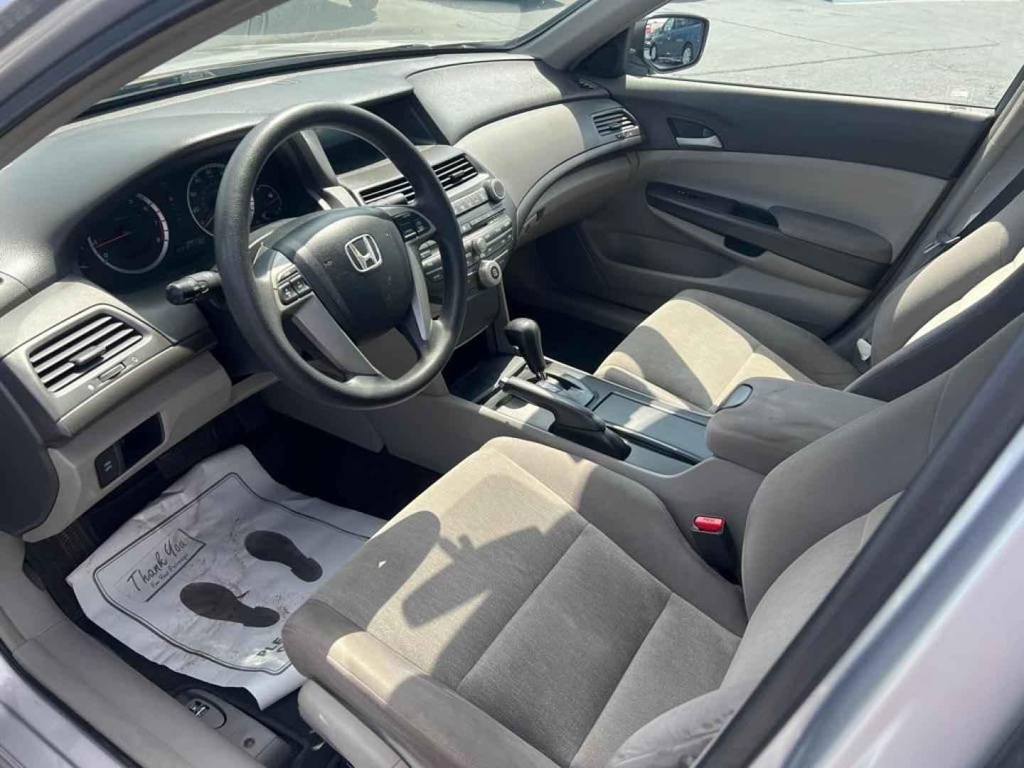 2009 BLUE HONDA ACCORD LX (1HGCP263X9A) with an 2.4L engine, Automatic transmission, located at 2929 9th St. West, Bradenton, 34205, (941) 242-2810, 27.473591, -82.570679 - Thanks for inquring into DriveNation USA! All vehicles listed can be viewed at www.drivenationusa.com for vehicle history reports and additonal info. We cannot quote any terms such as down payments or monthly payments without an application. You can apply directly at www.drivenationusa.com or by con - Photo#10