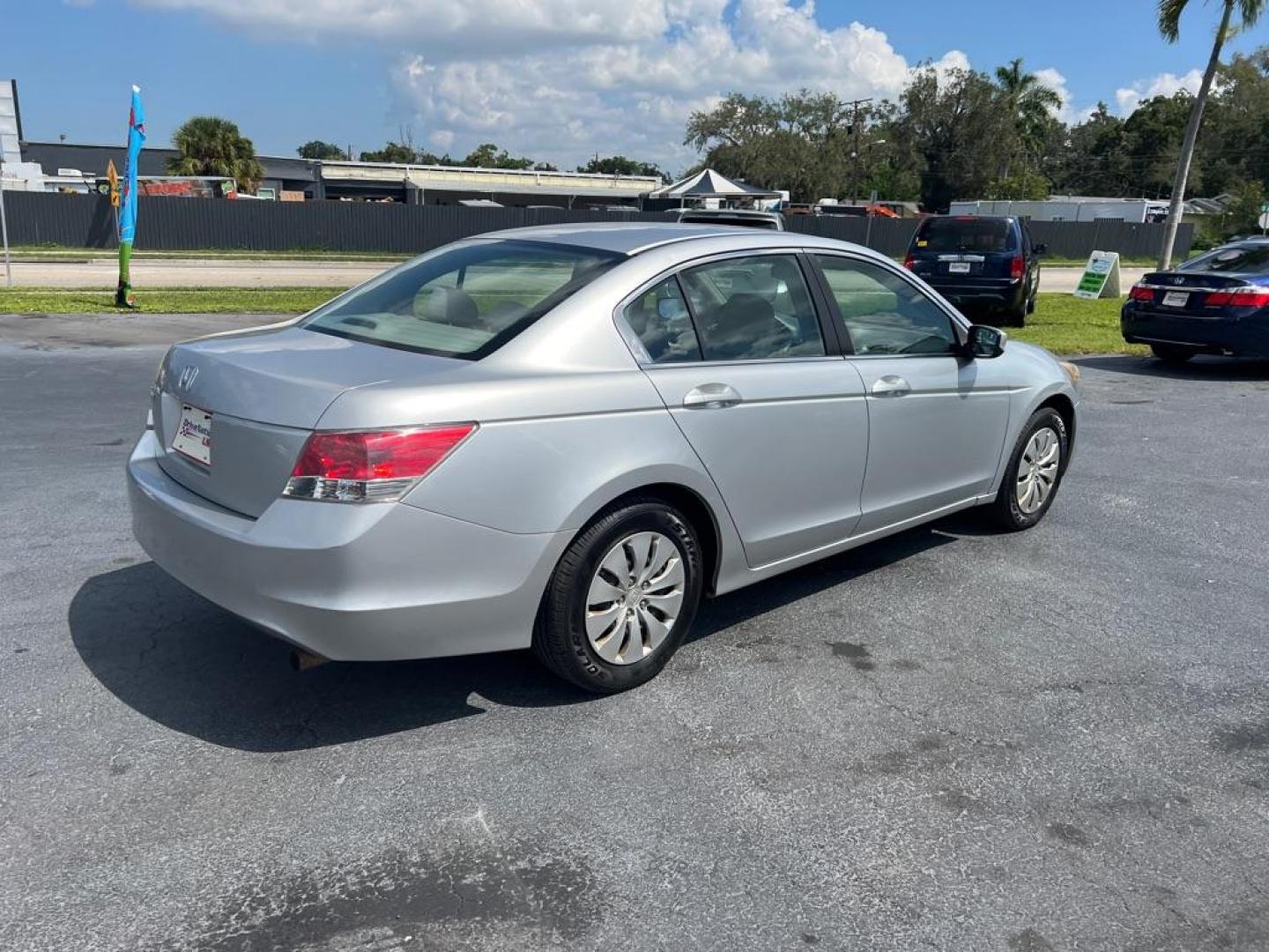 2009 BLUE HONDA ACCORD LX (1HGCP263X9A) with an 2.4L engine, Automatic transmission, located at 2929 9th St. West, Bradenton, 34205, (941) 242-2810, 27.473591, -82.570679 - Thanks for inquring into DriveNation USA! All vehicles listed can be viewed at www.drivenationusa.com for vehicle history reports and additonal info. We cannot quote any terms such as down payments or monthly payments without an application. You can apply directly at www.drivenationusa.com or by con - Photo#7