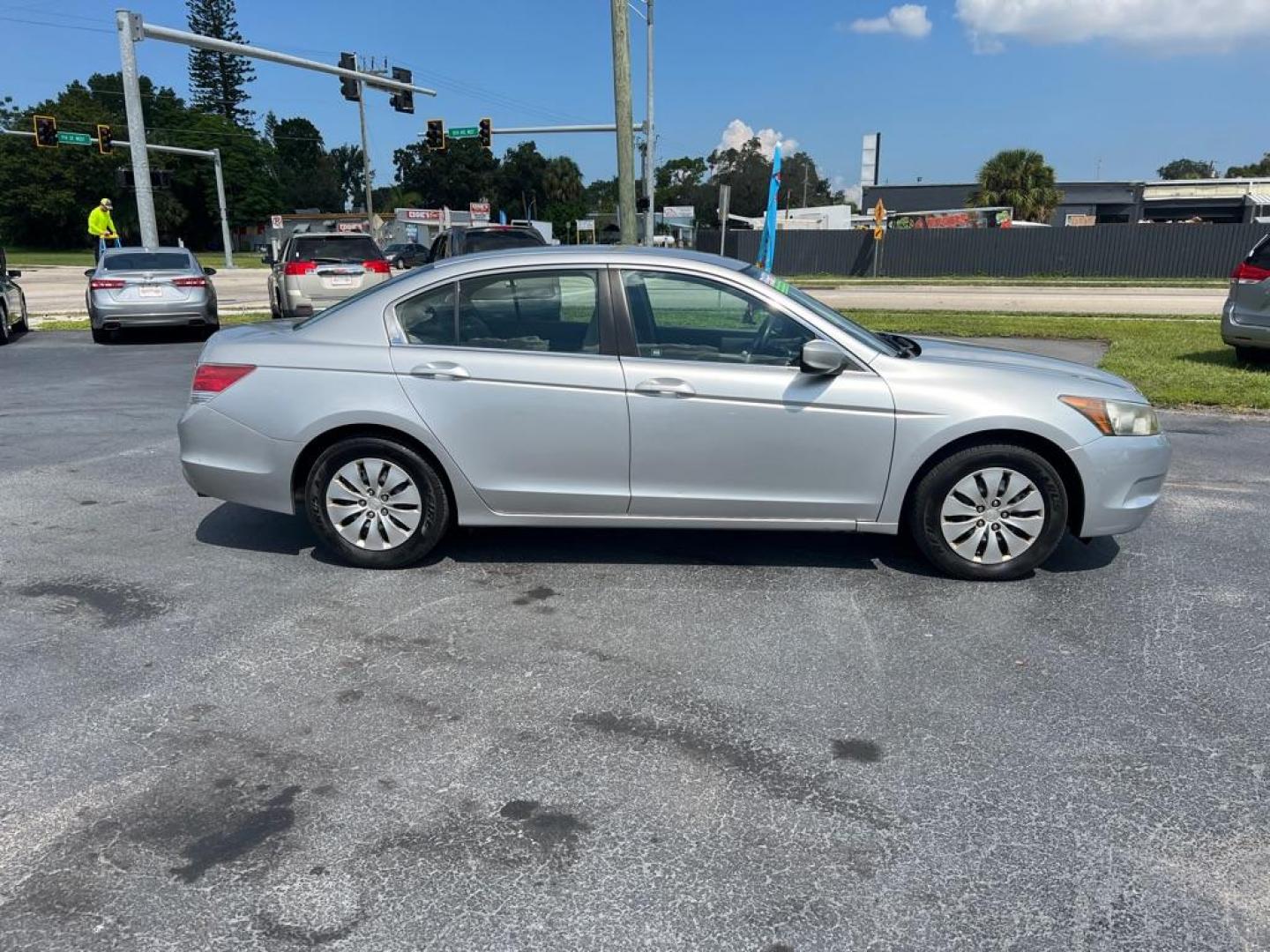 2009 BLUE HONDA ACCORD LX (1HGCP263X9A) with an 2.4L engine, Automatic transmission, located at 2929 9th St. West, Bradenton, 34205, (941) 242-2810, 27.473591, -82.570679 - Thanks for inquring into DriveNation USA! All vehicles listed can be viewed at www.drivenationusa.com for vehicle history reports and additonal info. We cannot quote any terms such as down payments or monthly payments without an application. You can apply directly at www.drivenationusa.com or by con - Photo#8