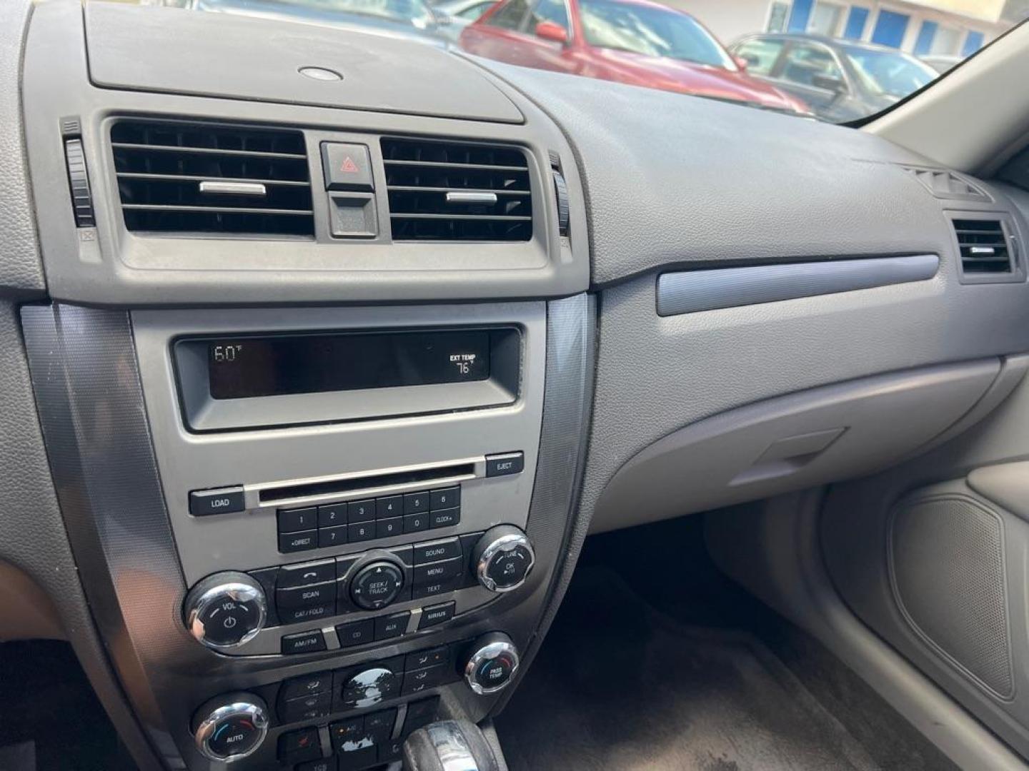 2012 GRAY FORD FUSION SEL (3FAHP0JA2CR) with an 2.5L engine, Automatic transmission, located at 2929 9th St. West, Bradenton, 34205, (941) 242-2810, 27.473591, -82.570679 - Thanks for inquring into DriveNation USA! All vehicles listed can be viewed at www.drivenationusa.com for vehicle history reports and additonal info. We cannot quote any terms such as down payments or monthly payments without an application. You can apply directly at www.drivenationusa.com or by con - Photo#10