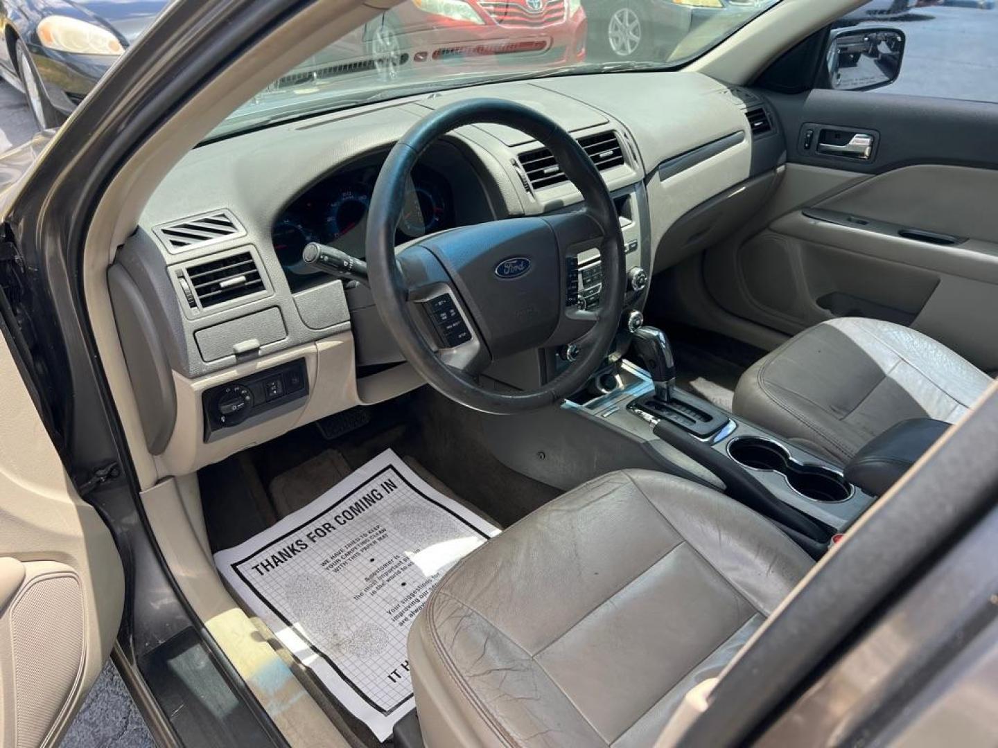2012 GRAY FORD FUSION SEL (3FAHP0JA2CR) with an 2.5L engine, Automatic transmission, located at 2929 9th St. West, Bradenton, 34205, (941) 242-2810, 27.473591, -82.570679 - Thanks for inquring into DriveNation USA! All vehicles listed can be viewed at www.drivenationusa.com for vehicle history reports and additonal info. We cannot quote any terms such as down payments or monthly payments without an application. You can apply directly at www.drivenationusa.com or by con - Photo#8
