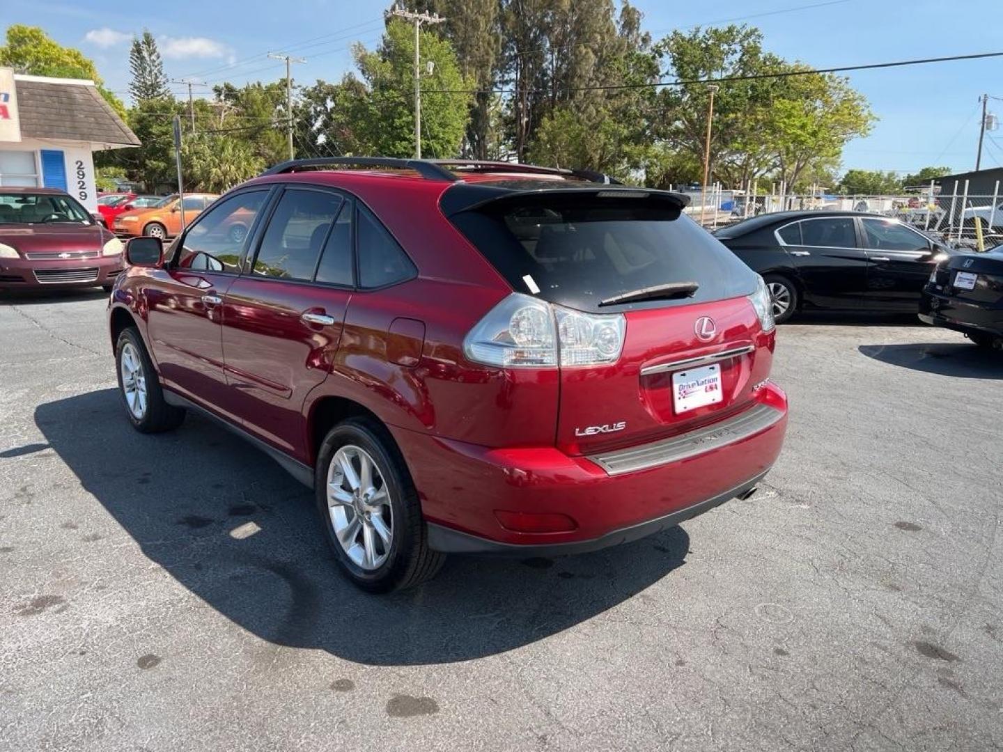2009 RED LEXUS RX 350 (2T2HK31U49C) with an 3.5L engine, Automatic transmission, located at 2929 9th St. West, Bradenton, 34205, (941) 242-2810, 27.473591, -82.570679 - Thanks for inquring into DriveNation USA! All vehicles listed can be viewed at www.drivenationusa.com for vehicle history reports and additonal info. We cannot quote any terms such as down payments or monthly payments without an application. You can apply directly at www.drivenationusa.com or by con - Photo#10