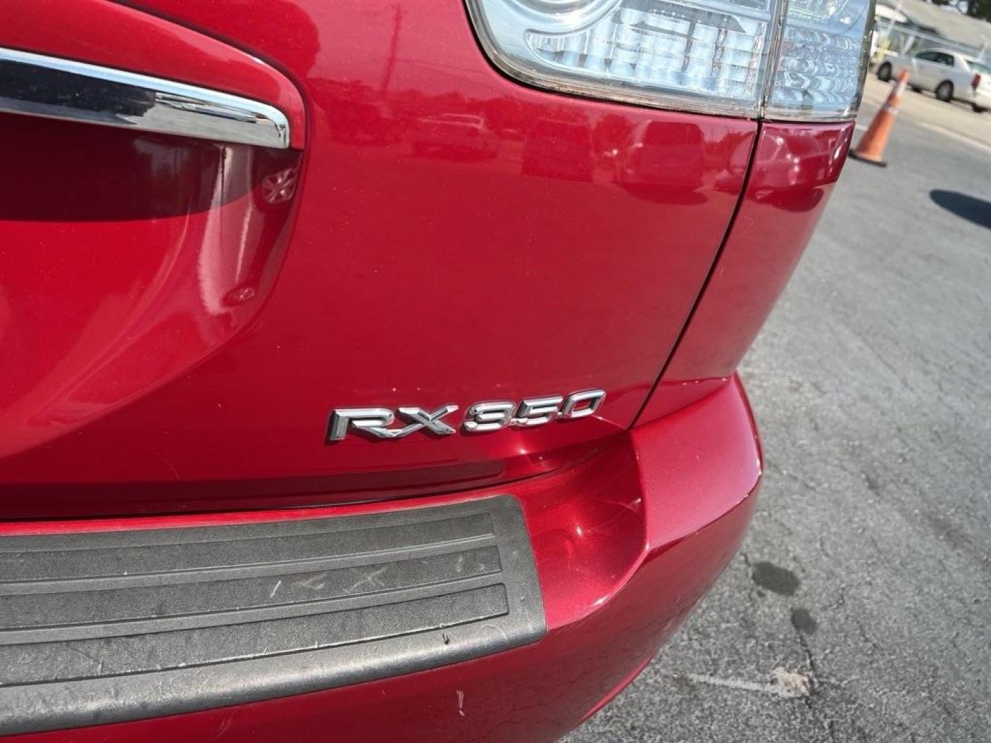 2009 RED LEXUS RX 350 (2T2HK31U49C) with an 3.5L engine, Automatic transmission, located at 2929 9th St. West, Bradenton, 34205, (941) 242-2810, 27.473591, -82.570679 - Thanks for inquring into DriveNation USA! All vehicles listed can be viewed at www.drivenationusa.com for vehicle history reports and additonal info. We cannot quote any terms such as down payments or monthly payments without an application. You can apply directly at www.drivenationusa.com or by con - Photo#15