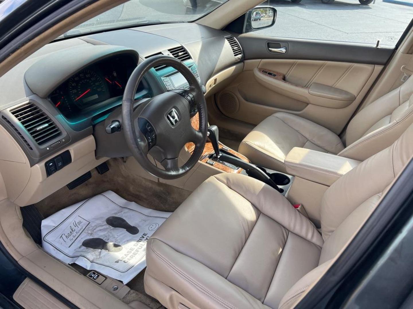 2005 HONDA ACCORD EX (1HGCM66595A) with an 3.0L engine, Automatic transmission, located at 2929 9th St. West, Bradenton, 34205, (941) 242-2810, 27.473591, -82.570679 - Thanks for inquring into DriveNation USA! All vehicles listed can be viewed at www.drivenationusa.com for vehicle history reports and additonal info. We cannot quote any terms such as down payments or monthly payments without an application. You can apply directly at www.drivenationusa.com or by con - Photo#11
