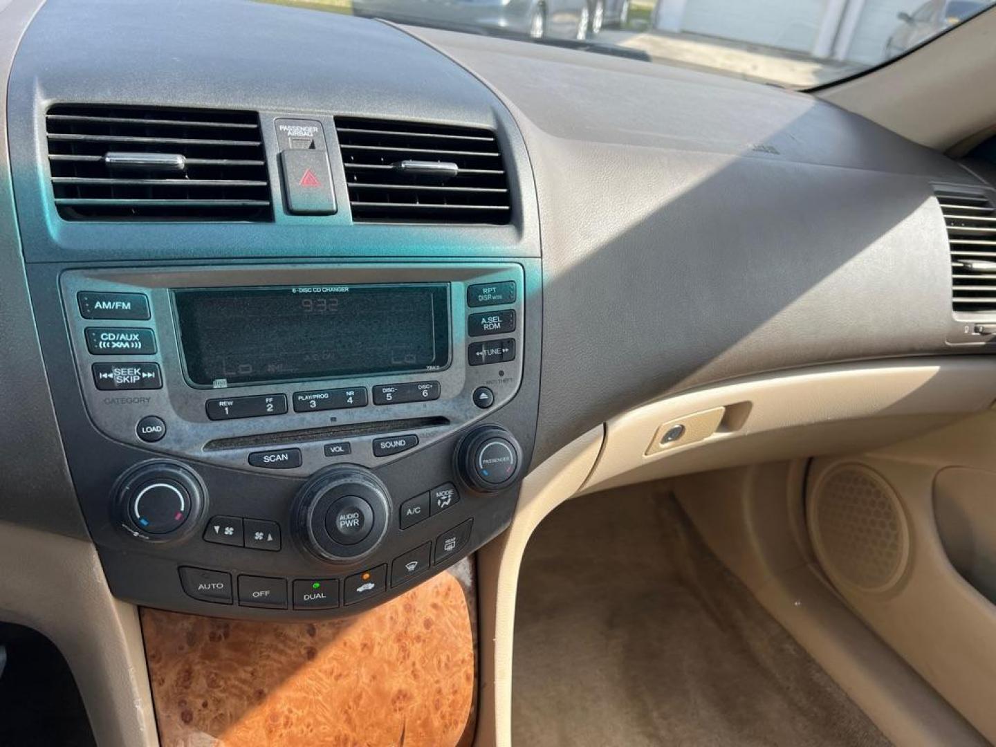2005 HONDA ACCORD EX (1HGCM66595A) with an 3.0L engine, Automatic transmission, located at 2929 9th St. West, Bradenton, 34205, (941) 242-2810, 27.473591, -82.570679 - Thanks for inquring into DriveNation USA! All vehicles listed can be viewed at www.drivenationusa.com for vehicle history reports and additonal info. We cannot quote any terms such as down payments or monthly payments without an application. You can apply directly at www.drivenationusa.com or by con - Photo#13