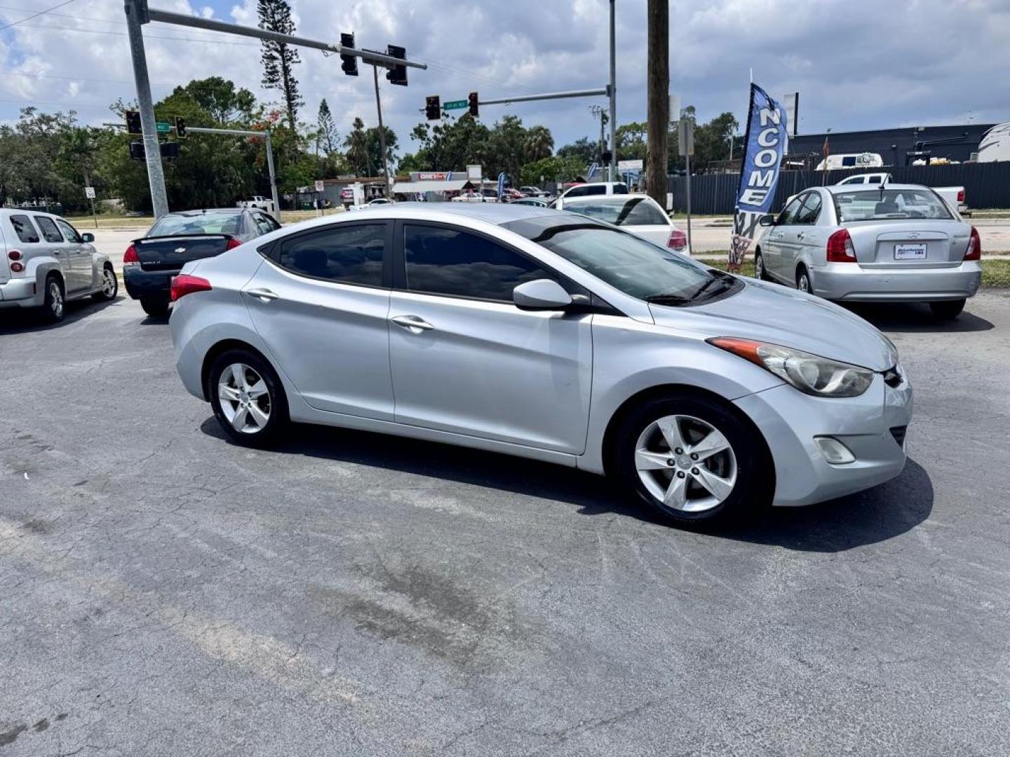 2013 SILVER HYUNDAI ELANTRA GLS (5NPDH4AE9DH) with an 1.8L engine, Automatic transmission, located at 2929 9th St. West, Bradenton, 34205, (941) 242-2810, 27.473591, -82.570679 - Photo#1