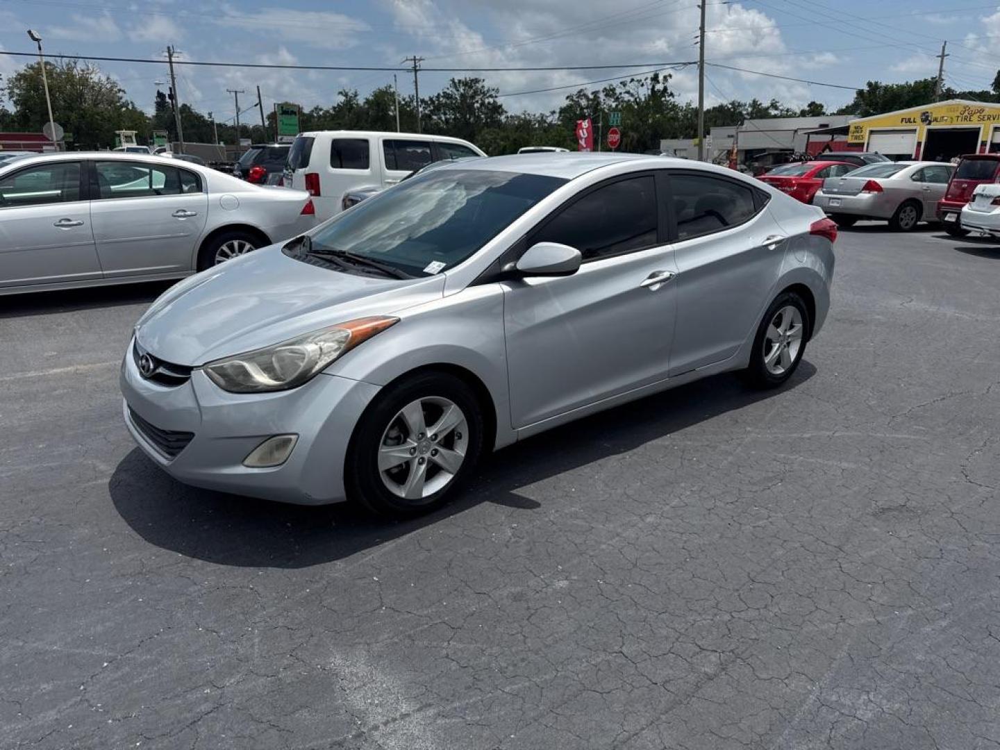 2013 SILVER HYUNDAI ELANTRA GLS (5NPDH4AE9DH) with an 1.8L engine, Automatic transmission, located at 2929 9th St. West, Bradenton, 34205, (941) 242-2810, 27.473591, -82.570679 - Photo#3