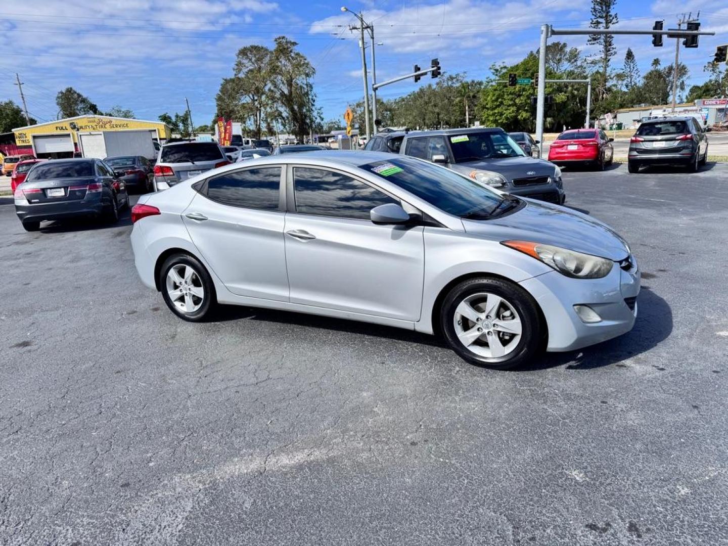 2013 SILVER HYUNDAI ELANTRA GLS (5NPDH4AE9DH) with an 1.8L engine, Automatic transmission, located at 2929 9th St. West, Bradenton, 34205, (941) 242-2810, 27.473591, -82.570679 - Photo#0