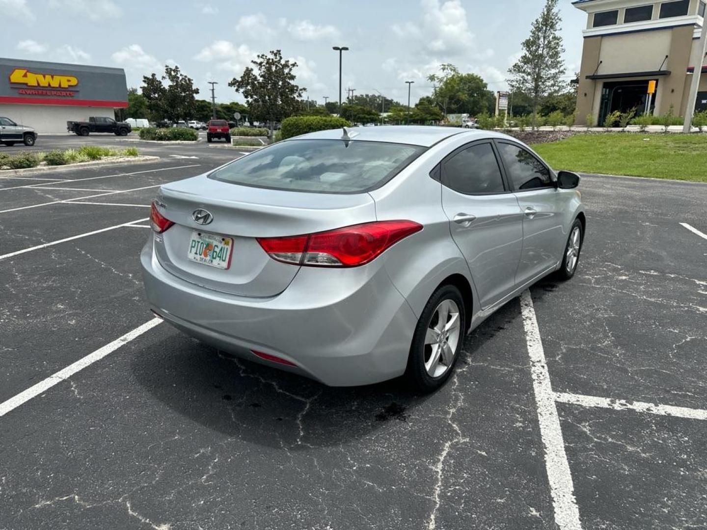 2013 SILVER HYUNDAI ELANTRA GLS (5NPDH4AE9DH) with an 1.8L engine, Automatic transmission, located at 2929 9th St. West, Bradenton, 34205, (941) 242-2810, 27.473591, -82.570679 - Photo#5