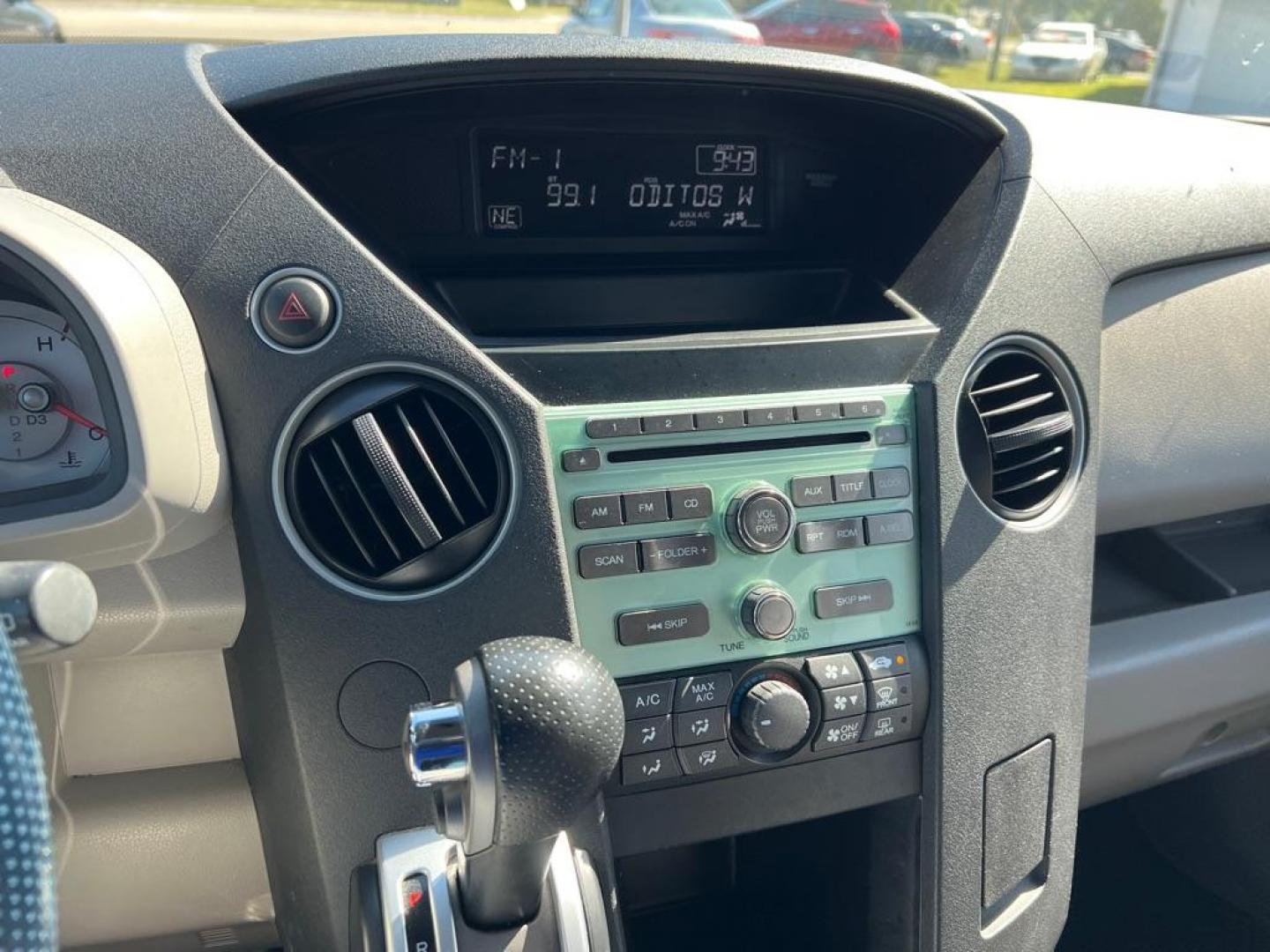 2011 BLACK HONDA PILOT LX (5FNYF3H20BB) with an 3.5L engine, Automatic transmission, located at 2929 9th St. West, Bradenton, 34205, (941) 242-2810, 27.473591, -82.570679 - Thanks for inquring into DriveNation USA! All vehicles listed can be viewed at www.drivenationusa.com for vehicle history reports and additonal info. We cannot quote any terms such as down payments or monthly payments without an application. You can apply directly at www.drivenationusa.com or by con - Photo#13