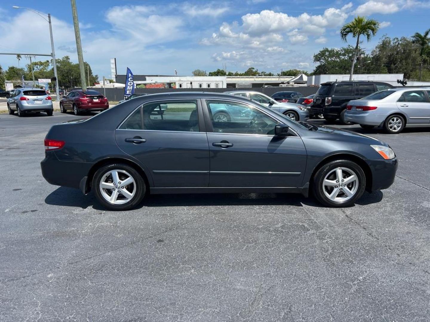 2004 GRAY HONDA ACCORD EX (1HGCM56834A) with an 2.4L engine, Automatic transmission, located at 2929 9th St. West, Bradenton, 34205, (941) 242-2810, 27.473591, -82.570679 - Thanks for inquring into DriveNation USA! All vehicles listed can be viewed at www.drivenationusa.com for vehicle history reports and additonal info. We cannot quote any terms such as down payments or monthly payments without an application. You can apply directly at www.drivenationusa.com or by con - Photo#9