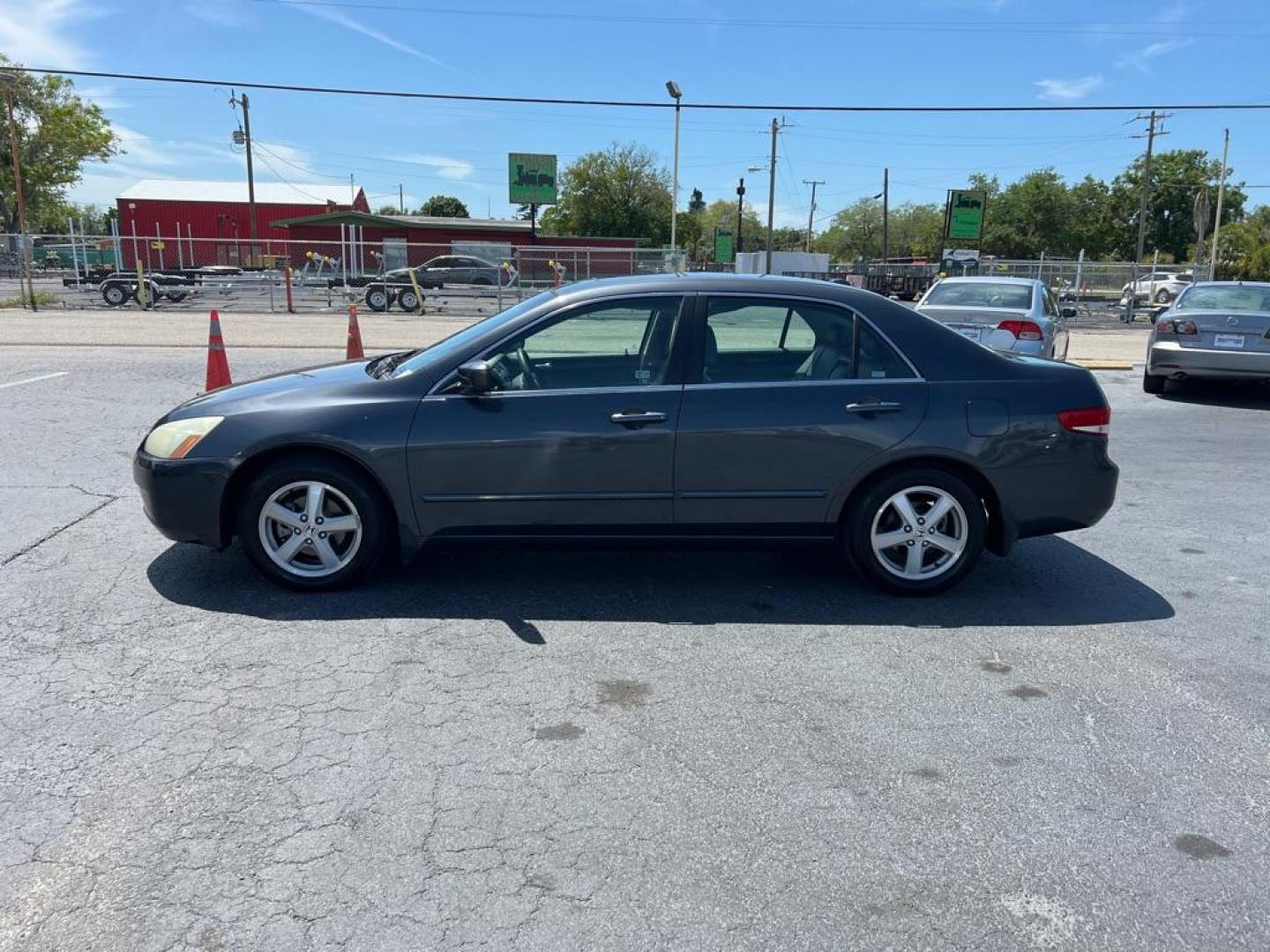 2004 GRAY HONDA ACCORD EX (1HGCM56834A) with an 2.4L engine, Automatic transmission, located at 2929 9th St. West, Bradenton, 34205, (941) 242-2810, 27.473591, -82.570679 - Thanks for inquring into DriveNation USA! All vehicles listed can be viewed at www.drivenationusa.com for vehicle history reports and additonal info. We cannot quote any terms such as down payments or monthly payments without an application. You can apply directly at www.drivenationusa.com or by con - Photo#5