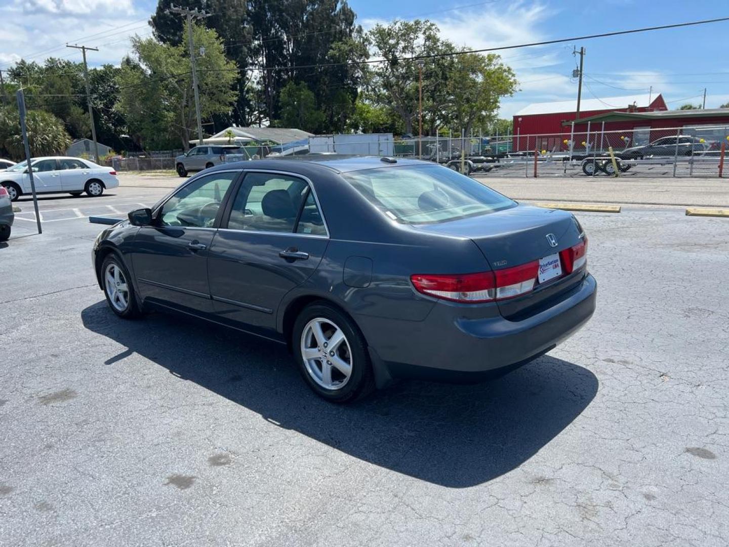 2004 GRAY HONDA ACCORD EX (1HGCM56834A) with an 2.4L engine, Automatic transmission, located at 2929 9th St. West, Bradenton, 34205, (941) 242-2810, 27.473591, -82.570679 - Thanks for inquring into DriveNation USA! All vehicles listed can be viewed at www.drivenationusa.com for vehicle history reports and additonal info. We cannot quote any terms such as down payments or monthly payments without an application. You can apply directly at www.drivenationusa.com or by con - Photo#6