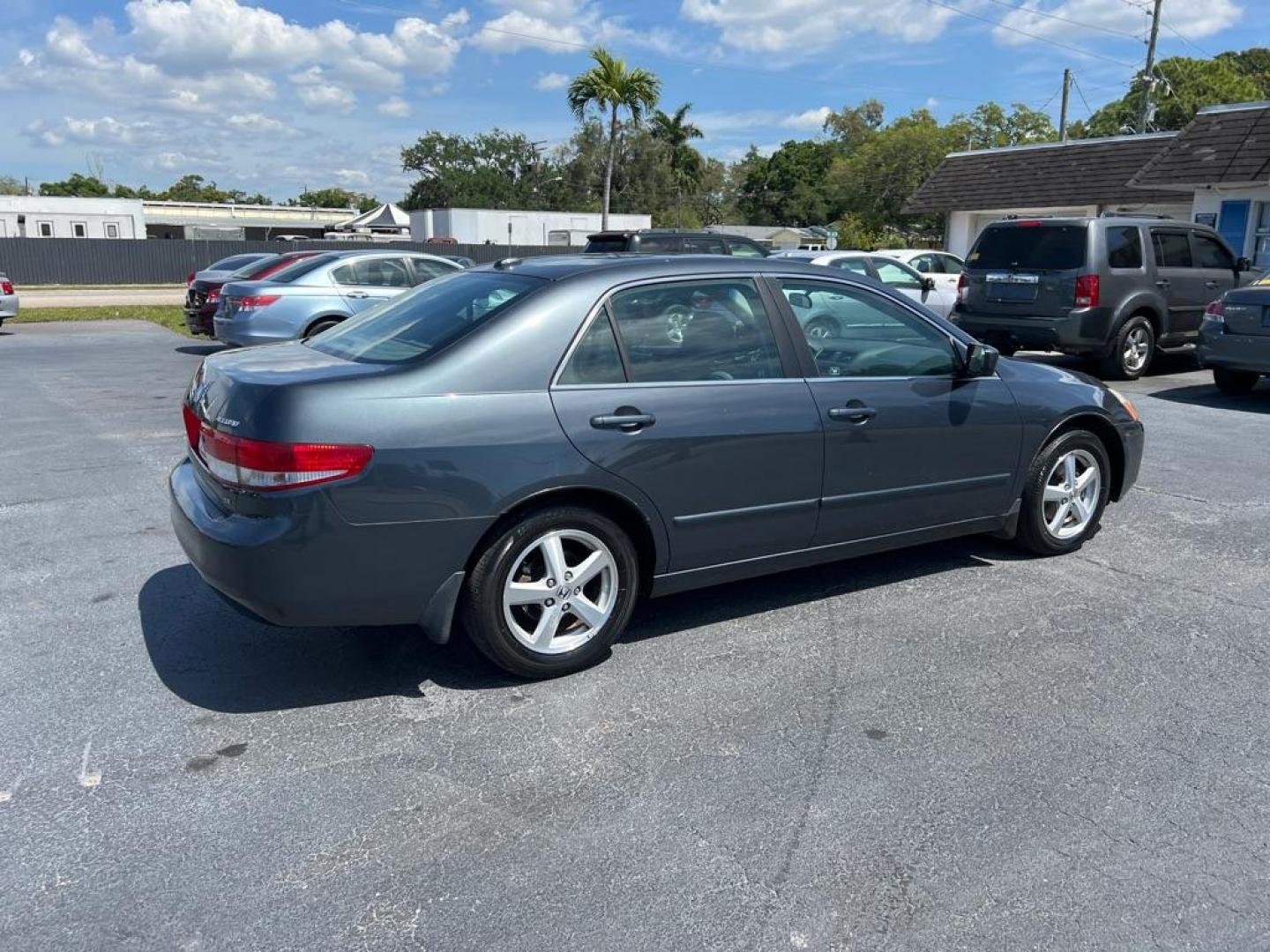 2004 GRAY HONDA ACCORD EX (1HGCM56834A) with an 2.4L engine, Automatic transmission, located at 2929 9th St. West, Bradenton, 34205, (941) 242-2810, 27.473591, -82.570679 - Thanks for inquring into DriveNation USA! All vehicles listed can be viewed at www.drivenationusa.com for vehicle history reports and additonal info. We cannot quote any terms such as down payments or monthly payments without an application. You can apply directly at www.drivenationusa.com or by con - Photo#8