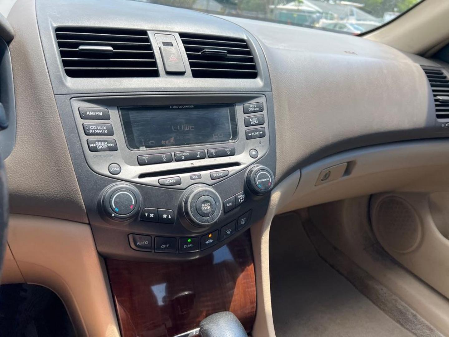2007 BLACK HONDA ACCORD EX (1HGCM56857A) with an 2.4L engine, Automatic transmission, located at 2929 9th St. West, Bradenton, 34205, (941) 242-2810, 27.473591, -82.570679 - Thanks for inquring into DriveNation USA! All vehicles listed can be viewed at www.drivenationusa.com for vehicle history reports and additonal info. We cannot quote any terms such as down payments or monthly payments without an application. You can apply directly at www.drivenationusa.com or by con - Photo#11