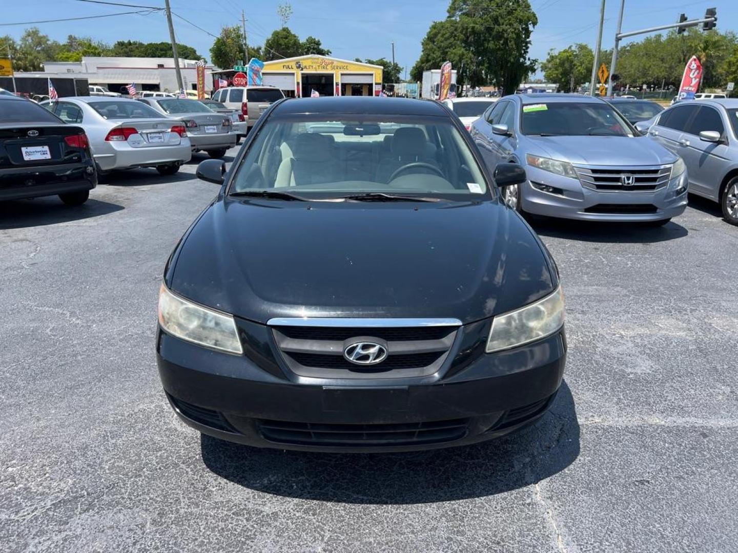 2007 BLACK HYUNDAI SONATA GLS (5NPET46C77H) with an 2.4L engine, Automatic transmission, located at 2929 9th St. West, Bradenton, 34205, (941) 242-2810, 27.473591, -82.570679 - Thanks for inquring into DriveNation USA! All vehicles listed can be viewed at www.drivenationusa.com for vehicle history reports and additonal info. We cannot quote any terms such as down payments or monthly payments without an application. You can apply directly at www.drivenationusa.com or by con - Photo#2