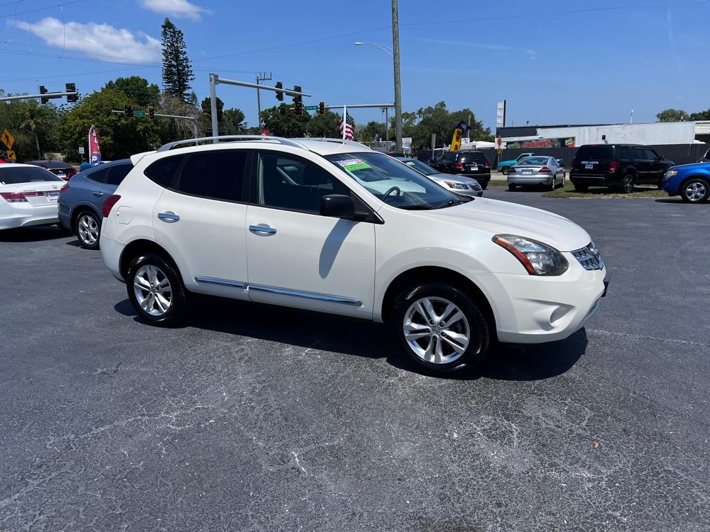 photo of 2015 NISSAN ROGUE SELECT 4DR