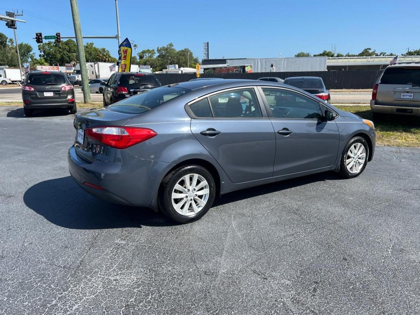 2014 BLUE KIA FORTE LX (KNAFX4A66E5) with an 1.8L engine, Automatic transmission, located at 2929 9th St. West, Bradenton, 34205, (941) 242-2810, 27.473591, -82.570679 - Thanks for inquring into DriveNation USA! All vehicles listed can be viewed at www.drivenationusa.com for vehicle history reports and additonal info. We cannot quote any terms such as down payments or monthly payments without an application. You can apply directly at www.drivenationusa.com or by con - Photo#8