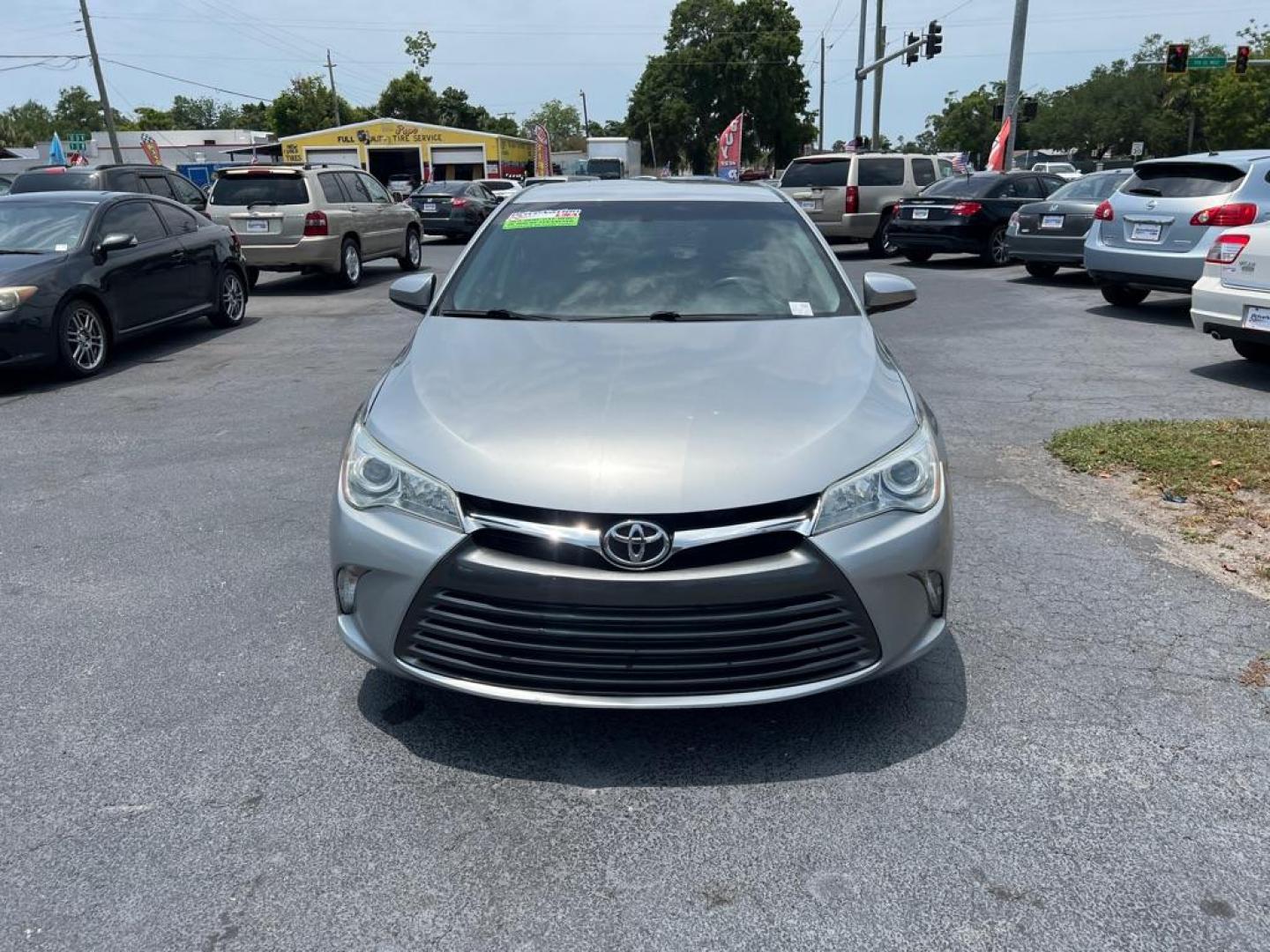 2015 SILVER TOYOTA CAMRY LE (4T1BF1FK5FU) with an 2.5L engine, Automatic transmission, located at 2929 9th St. West, Bradenton, 34205, (941) 242-2810, 27.473591, -82.570679 - Thanks for inquring into DriveNation USA! All vehicles listed can be viewed at www.drivenationusa.com for vehicle history reports and additonal info. We cannot quote any terms such as down payments or monthly payments without an application. You can apply directly at www.drivenationusa.com or by con - Photo#3