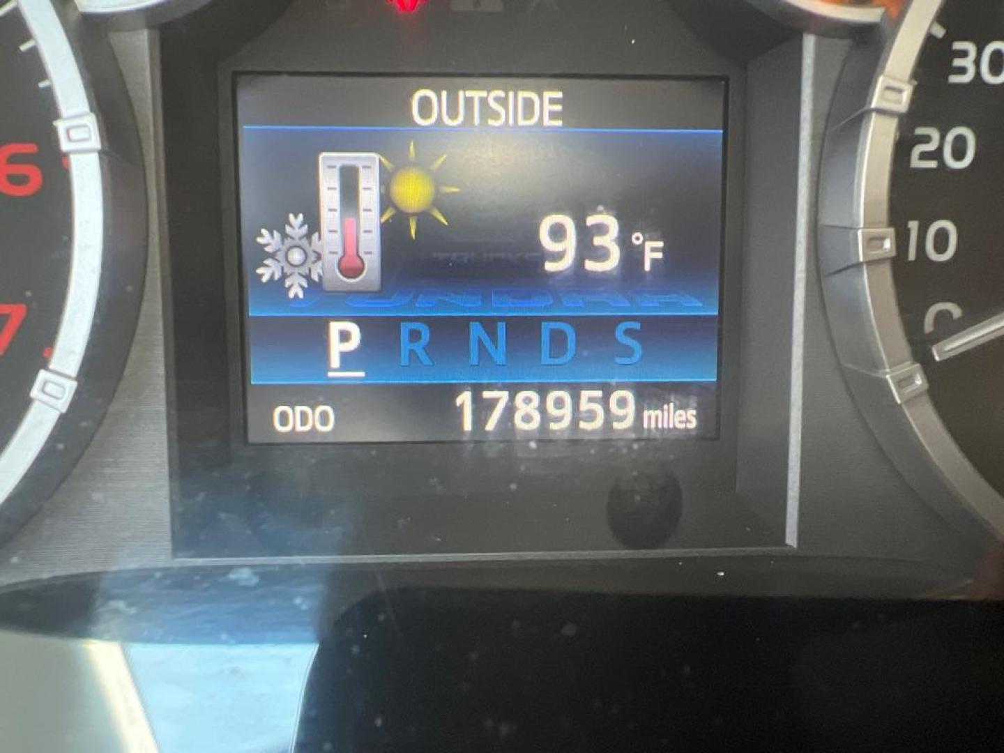 2014 BLUE TOYOTA TUNDRA CREWMAX SR5 (5TFEM5F17EX) with an 4.6L engine, Automatic transmission, located at 2929 9th St. West, Bradenton, 34205, (941) 242-2810, 27.473591, -82.570679 - Thanks for inquring into DriveNation USA! All vehicles listed can be viewed at www.drivenationusa.com for vehicle history reports and additonal info. We cannot quote any terms such as down payments or monthly payments without an application. You can apply directly at www.drivenationusa.com or by con - Photo#14