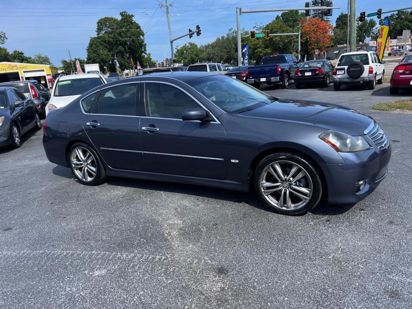 2008 GRAY INFINITI M35 SPORT (JNKAY01E98M) with an 3.5L engine, Automatic transmission, located at 2929 9th St. West, Bradenton, 34205, (941) 242-2810, 27.473591, -82.570679 - Photo#5