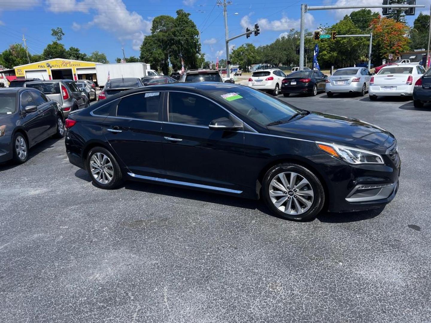 2017 BLACK HYUNDAI SONATA SPORT (5NPE34AF6HH) with an 2.4L engine, Automatic transmission, located at 2929 9th St. West, Bradenton, 34205, (941) 242-2810, 27.473591, -82.570679 - Photo#1