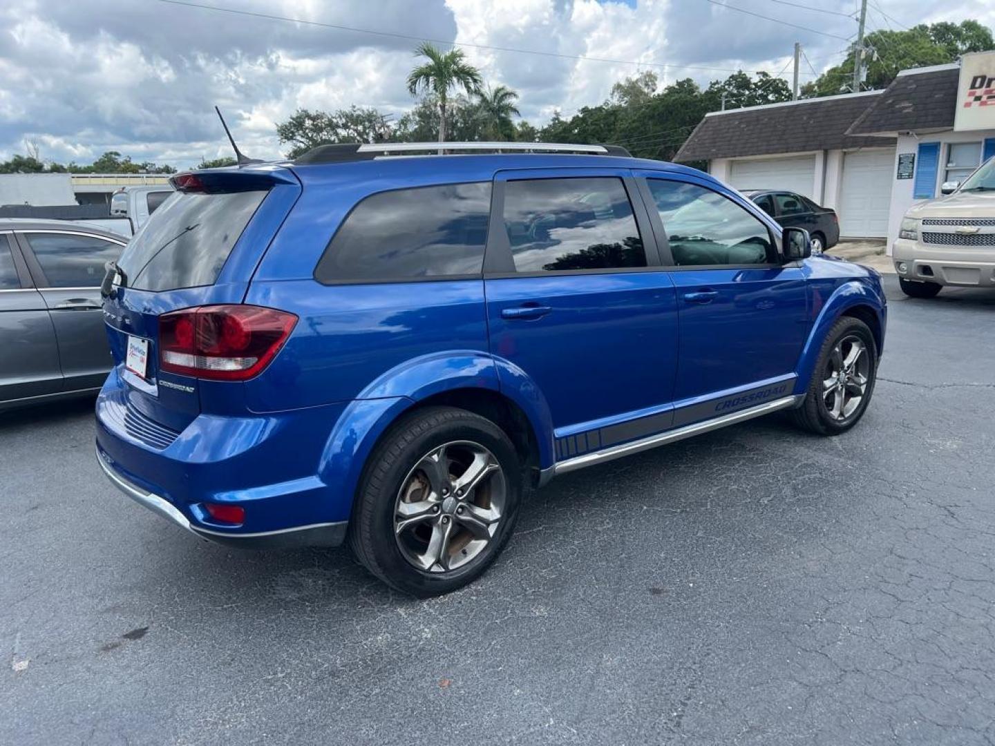 2015 BLUE DODGE JOURNEY CROSSROAD (3C4PDCGB1FT) with an 2.4L engine, Automatic transmission, located at 2929 9th St. West, Bradenton, 34205, (941) 242-2810, 27.473591, -82.570679 - Thanks for inquring into DriveNation USA! All vehicles listed can be viewed at www.drivenationusa.com for vehicle history reports and additonal info. We cannot quote any terms such as down payments or monthly payments without an application. You can apply directly at www.drivenationusa.com or by con - Photo#7