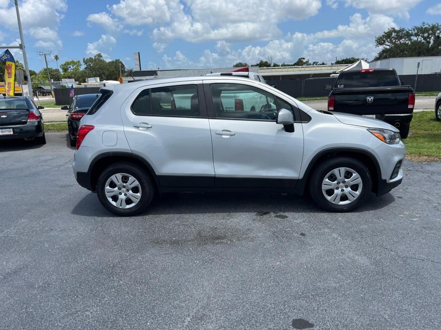 2017 SILVER CHEVROLET TRAX LS (KL7CJKSB6HB) with an 1.4L engine, Automatic transmission, located at 2929 9th St. West, Bradenton, 34205, (941) 242-2810, 27.473591, -82.570679 - Thanks for inquring into DriveNation USA! All vehicles listed can be viewed at www.drivenationusa.com for vehicle history reports and additonal info. We cannot quote any terms such as down payments or monthly payments without an application. You can apply directly at www.drivenationusa.com or by con - Photo#9