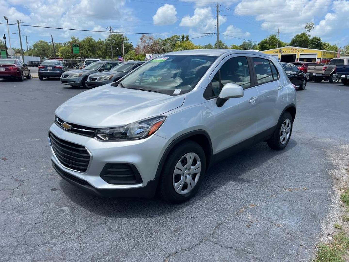 2017 SILVER CHEVROLET TRAX LS (KL7CJKSB6HB) with an 1.4L engine, Automatic transmission, located at 2929 9th St. West, Bradenton, 34205, (941) 242-2810, 27.473591, -82.570679 - Thanks for inquring into DriveNation USA! All vehicles listed can be viewed at www.drivenationusa.com for vehicle history reports and additonal info. We cannot quote any terms such as down payments or monthly payments without an application. You can apply directly at www.drivenationusa.com or by con - Photo#4