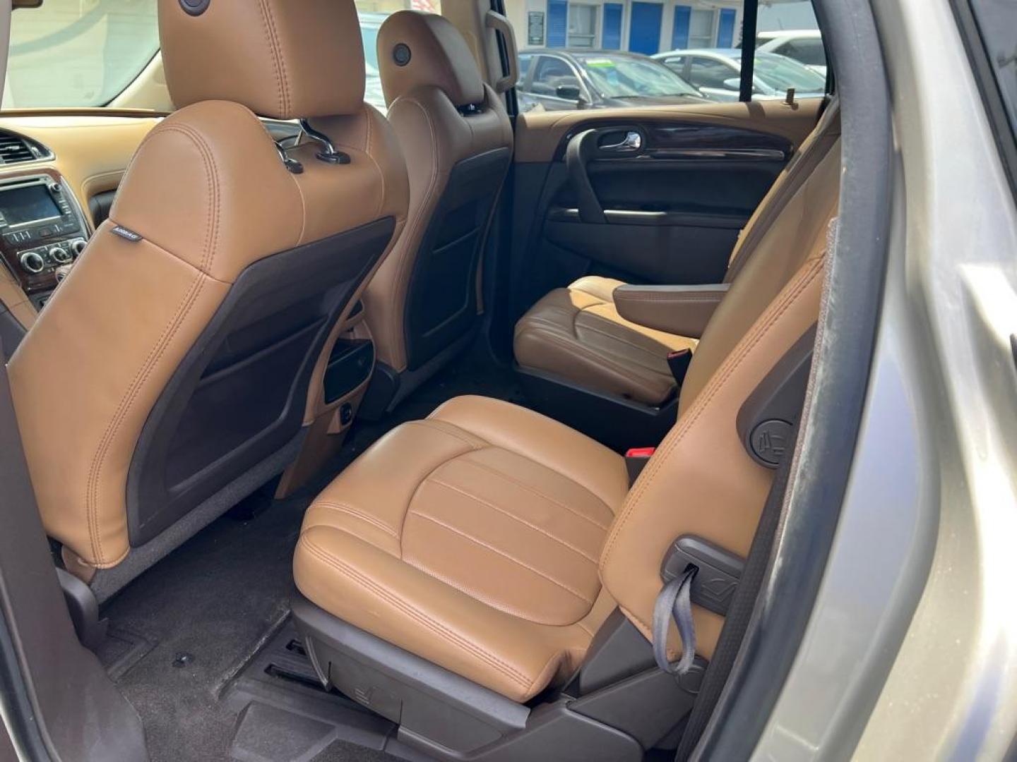 2017 SILVER BUICK ENCLAVE (5GAKRCKD2HJ) with an 3.6L engine, Automatic transmission, located at 2929 9th St. West, Bradenton, 34205, (941) 242-2810, 27.473591, -82.570679 - Thanks for inquring into DriveNation USA! All vehicles listed can be viewed at www.drivenationusa.com for vehicle history reports and additonal info. We cannot quote any terms such as down payments or monthly payments without an application. You can apply directly at www.drivenationusa.com or by con - Photo#9