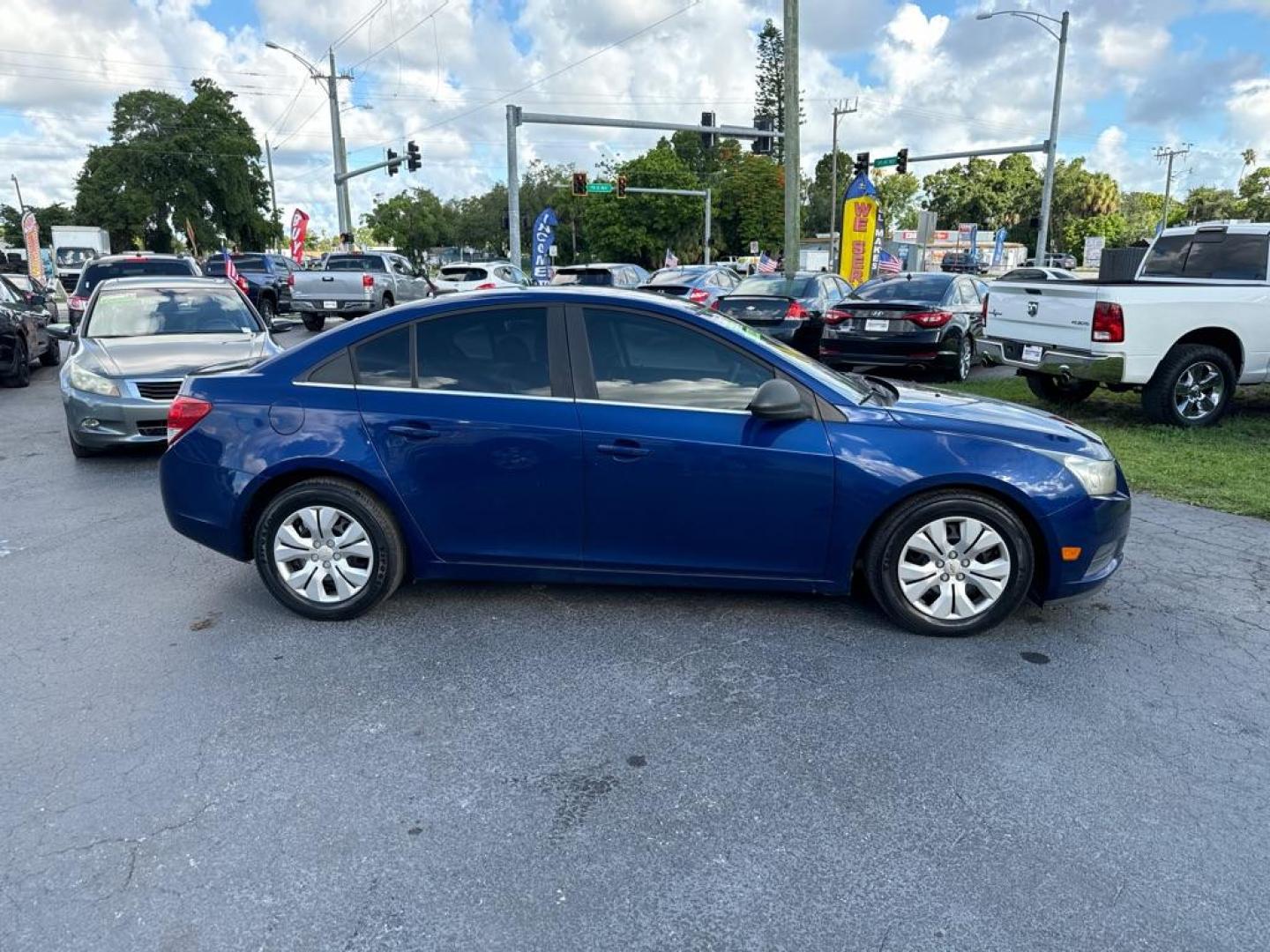 2012 BLUE CHEVROLET CRUZE LS (1G1PC5SH5C7) with an 1.8L engine, Automatic transmission, located at 2929 9th St. West, Bradenton, 34205, (941) 242-2810, 27.473591, -82.570679 - Thanks for inquring into DriveNation USA! All vehicles listed can be viewed at www.drivenationusa.com for vehicle history reports and additonal info. We cannot quote any terms such as down payments or monthly payments without an application. You can apply directly at www.drivenationusa.com or by con - Photo#9