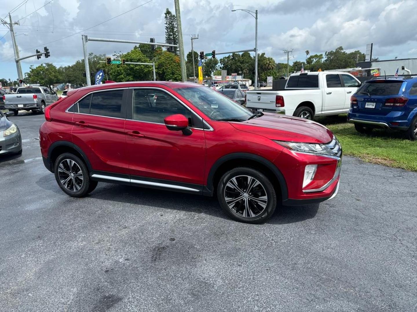2019 RED MITSUBISHI ECLIPSE CROSS SEL (JA4AT5AA9KZ) with an 1.5L engine, Automatic transmission, located at 2929 9th St. West, Bradenton, 34205, (941) 242-2810, 27.473591, -82.570679 - Thanks for inquring into DriveNation USA! All vehicles listed can be viewed at www.drivenationusa.com for vehicle history reports and additonal info. We cannot quote any terms such as down payments or monthly payments without an application. You can apply directly at www.drivenationusa.com or by con - Photo#1