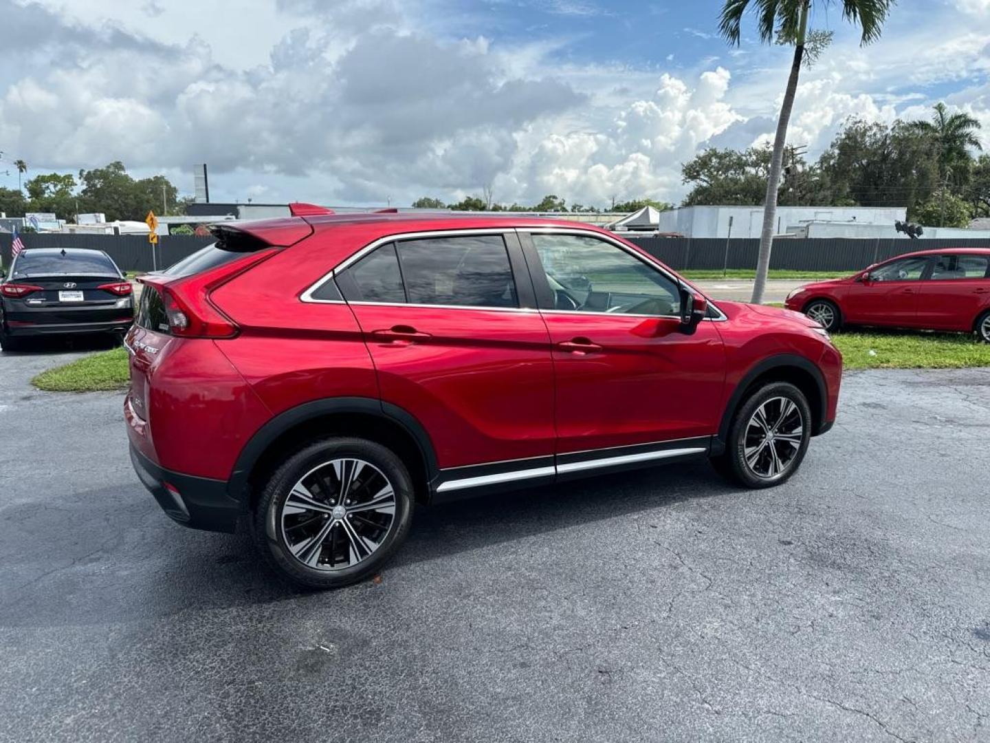 2019 RED MITSUBISHI ECLIPSE CROSS SEL (JA4AT5AA9KZ) with an 1.5L engine, Automatic transmission, located at 2929 9th St. West, Bradenton, 34205, (941) 242-2810, 27.473591, -82.570679 - Thanks for inquring into DriveNation USA! All vehicles listed can be viewed at www.drivenationusa.com for vehicle history reports and additonal info. We cannot quote any terms such as down payments or monthly payments without an application. You can apply directly at www.drivenationusa.com or by con - Photo#7