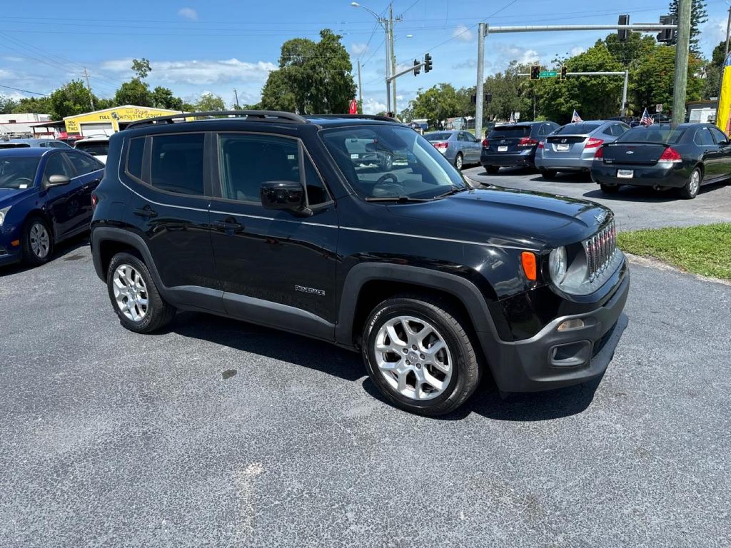 2018 BLACK JEEP RENEGADE LATITUDE (ZACCJABB7JP) with an 2.4L engine, Automatic transmission, located at 2929 9th St. West, Bradenton, 34205, (941) 242-2810, 27.473591, -82.570679 - Thanks for inquring into DriveNation USA! All vehicles listed can be viewed at www.drivenationusa.com for vehicle history reports and additonal info. We cannot quote any terms such as down payments or monthly payments without an application. You can apply directly at www.drivenationusa.com or by con - Photo#0