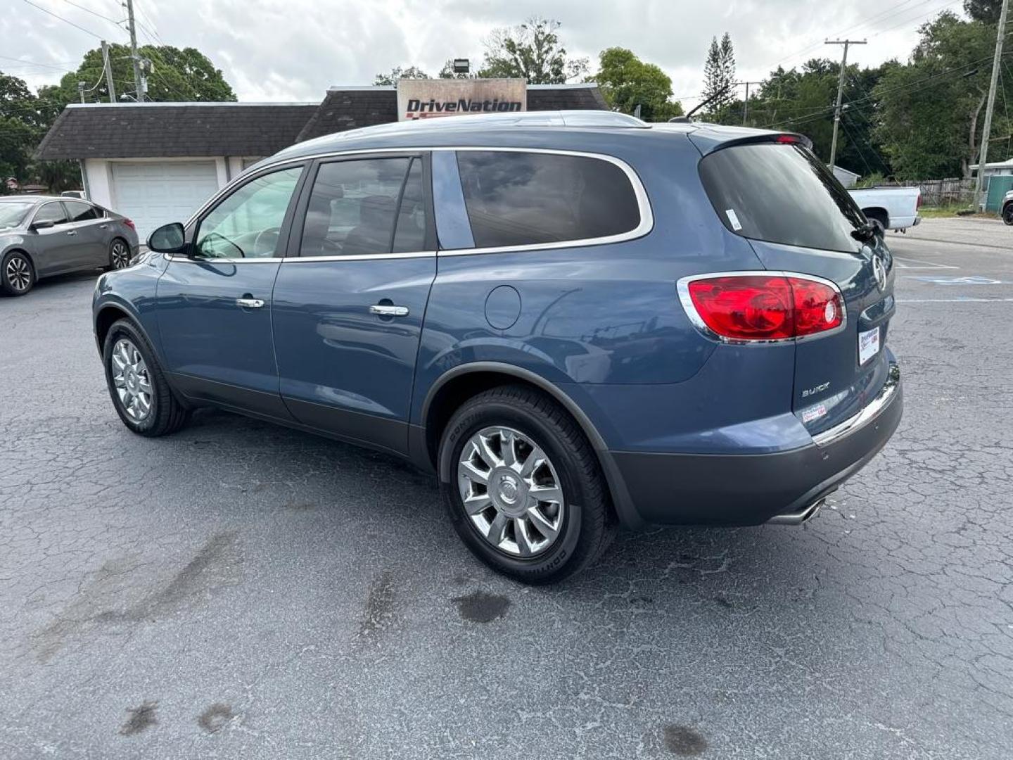 2012 BLUE BUICK ENCLAVE CXL (5GAKRCED1CJ) with an 3.6L engine, Automatic transmission, located at 2929 9th St. West, Bradenton, 34205, (941) 242-2810, 27.473591, -82.570679 - Thanks for inquring into DriveNation USA! All vehicles listed can be viewed at www.drivenationusa.com for vehicle history reports and additonal info. We cannot quote any terms such as down payments or monthly payments without an application. You can apply directly at www.drivenationusa.com or by con - Photo#3