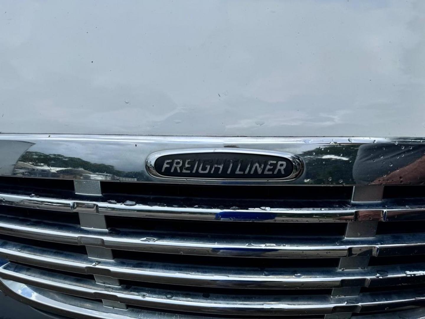 2011 WHITE FREIGHTLINER SPRINTER Mercedes Benz V6 Turbo Diesel (WDYPF1CC7B5) with an DSL engine, Automatic transmission, located at 2929 9th St. West, Bradenton, 34205, (941) 242-2810, 27.473591, -82.570679 - Cash Only, No Financing. $16995 plus tax, tag and $399 doc fee. New engine at approx 250k with documents. Mercedes Benz V6 Turbo Diesel Engine *****Van by appointment only, Call 941-242-2810 to schedule appointment.***** - Photo#14