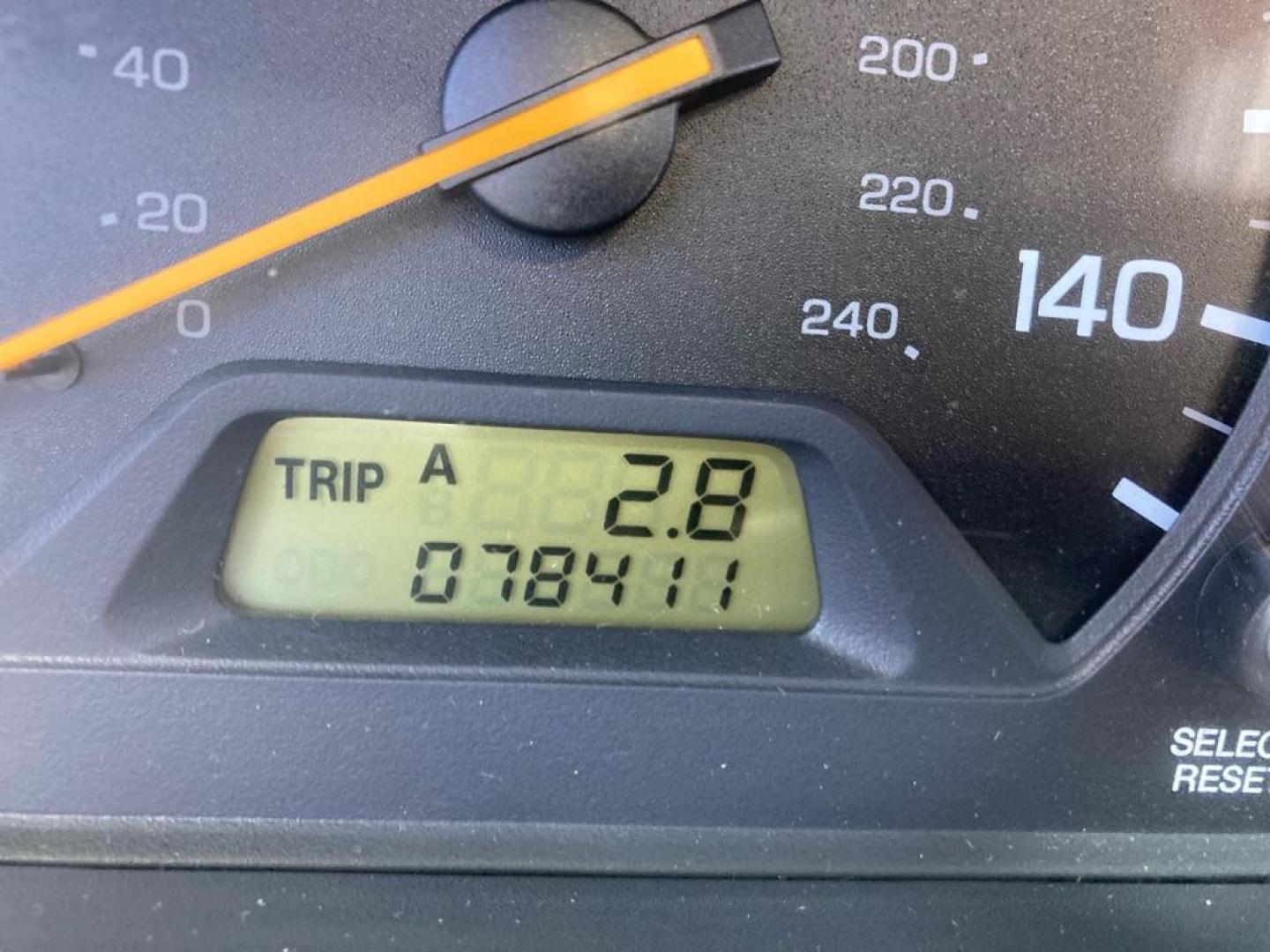 2002 SILVER HONDA ACCORD EX (1HGCG16572A) with an 3.0L engine, Automatic transmission, located at 2929 9th St. West, Bradenton, 34205, (941) 242-2810, 27.473591, -82.570679 - Thanks for inquring into DriveNation USA! All vehicles listed can be viewed at www.drivenationusa.com for vehicle history reports and additonal info. We cannot quote any terms such as down payments or monthly payments without an application. You can apply directly at www.drivenationusa.com or by con - Photo#14