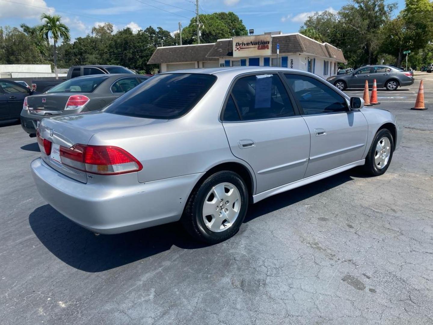 2002 SILVER HONDA ACCORD EX (1HGCG16572A) with an 3.0L engine, Automatic transmission, located at 2929 9th St. West, Bradenton, 34205, (941) 242-2810, 27.473591, -82.570679 - Thanks for inquring into DriveNation USA! All vehicles listed can be viewed at www.drivenationusa.com for vehicle history reports and additonal info. We cannot quote any terms such as down payments or monthly payments without an application. You can apply directly at www.drivenationusa.com or by con - Photo#4