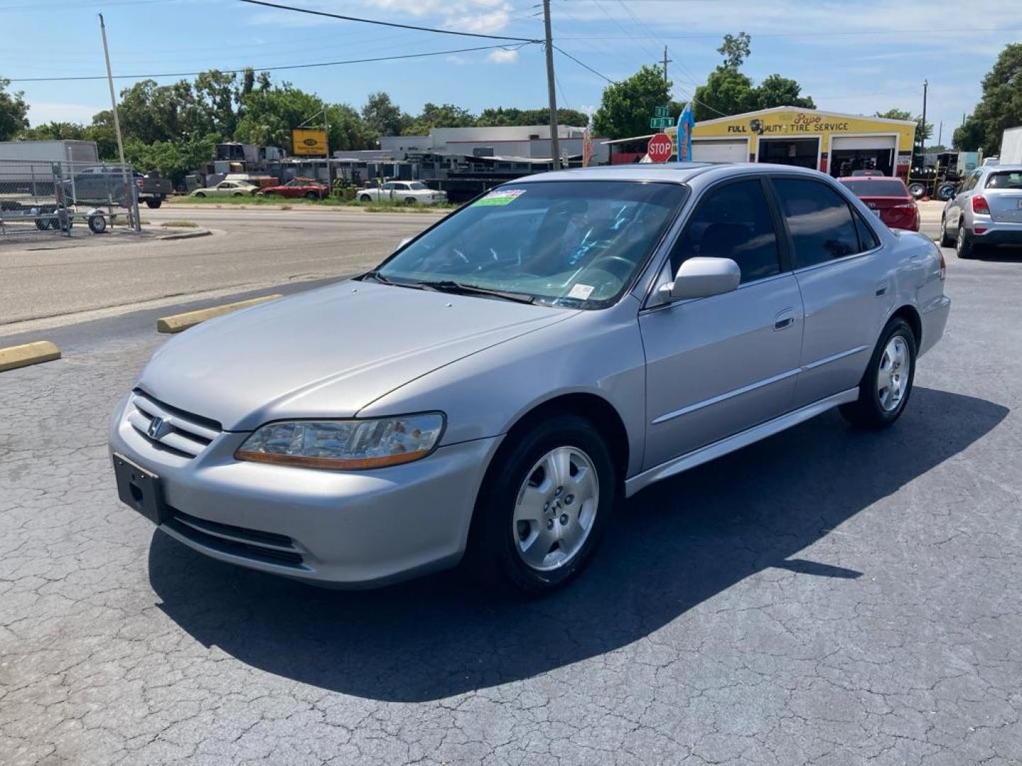 2002 SILVER HONDA ACCORD EX (1HGCG16572A) with an 3.0L engine, Automatic transmission, located at 2929 9th St. West, Bradenton, 34205, (941) 242-2810, 27.473591, -82.570679 - Thanks for inquring into DriveNation USA! All vehicles listed can be viewed at www.drivenationusa.com for vehicle history reports and additonal info. We cannot quote any terms such as down payments or monthly payments without an application. You can apply directly at www.drivenationusa.com or by con - Photo#8