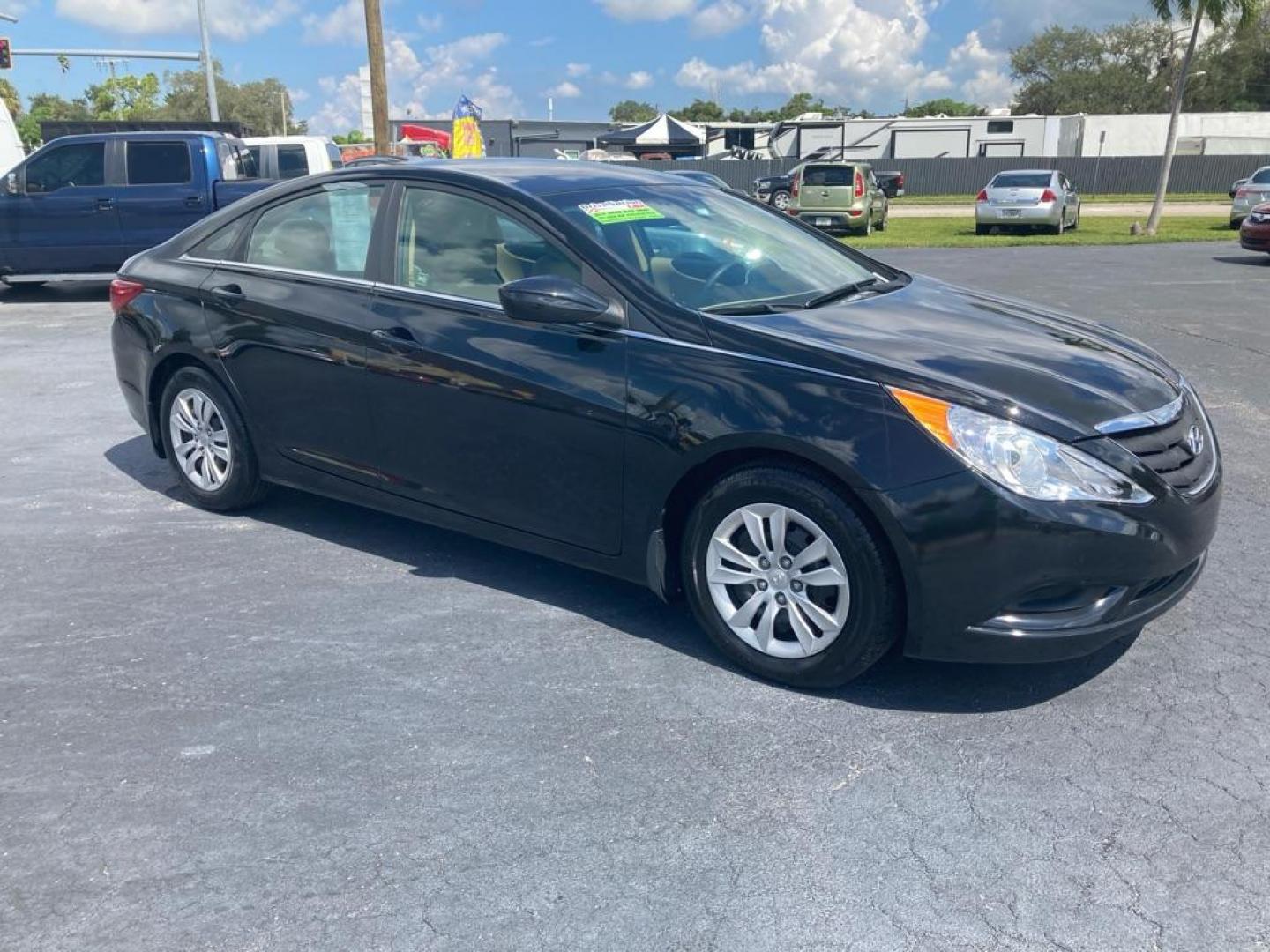 2012 BLACK HYUNDAI SONATA GLS (5NPEB4AC7CH) with an 2.4L engine, Automatic transmission, located at 2929 9th St. West, Bradenton, 34205, (941) 242-2810, 27.473591, -82.570679 - Thanks for inquring into DriveNation USA! All vehicles listed can be viewed at www.drivenationusa.com for vehicle history reports and additonal info. We cannot quote any terms such as down payments or monthly payments without an application. You can apply directly at www.drivenationusa.com or by con - Photo#0