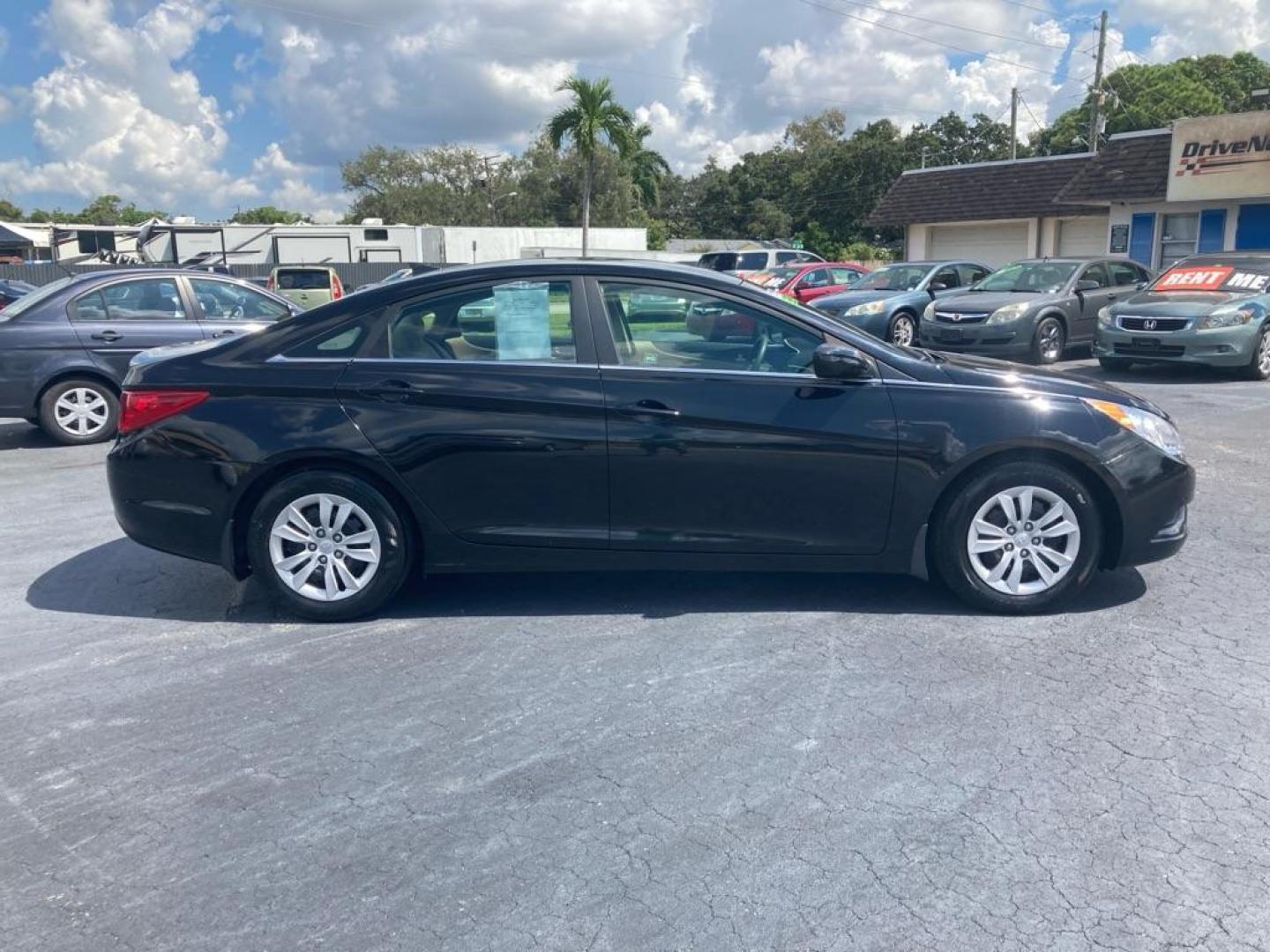 2012 BLACK HYUNDAI SONATA GLS (5NPEB4AC7CH) with an 2.4L engine, Automatic transmission, located at 2929 9th St. West, Bradenton, 34205, (941) 242-2810, 27.473591, -82.570679 - Thanks for inquring into DriveNation USA! All vehicles listed can be viewed at www.drivenationusa.com for vehicle history reports and additonal info. We cannot quote any terms such as down payments or monthly payments without an application. You can apply directly at www.drivenationusa.com or by con - Photo#2