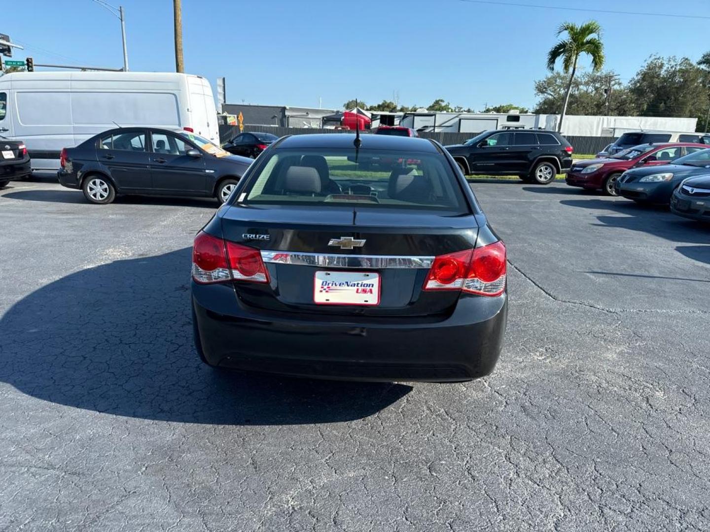 2013 GRAY CHEVROLET CRUZE LS (1G1PA5SH1D7) with an 1.8L engine, Automatic transmission, located at 2929 9th St. West, Bradenton, 34205, (941) 242-2810, 27.473591, -82.570679 - Thanks for inquring into DriveNation USA! All vehicles listed can be viewed at www.drivenationusa.com for vehicle history reports and additonal info. We cannot quote any terms such as down payments or monthly payments without an application. You can apply directly at www.drivenationusa.com or by con - Photo#5