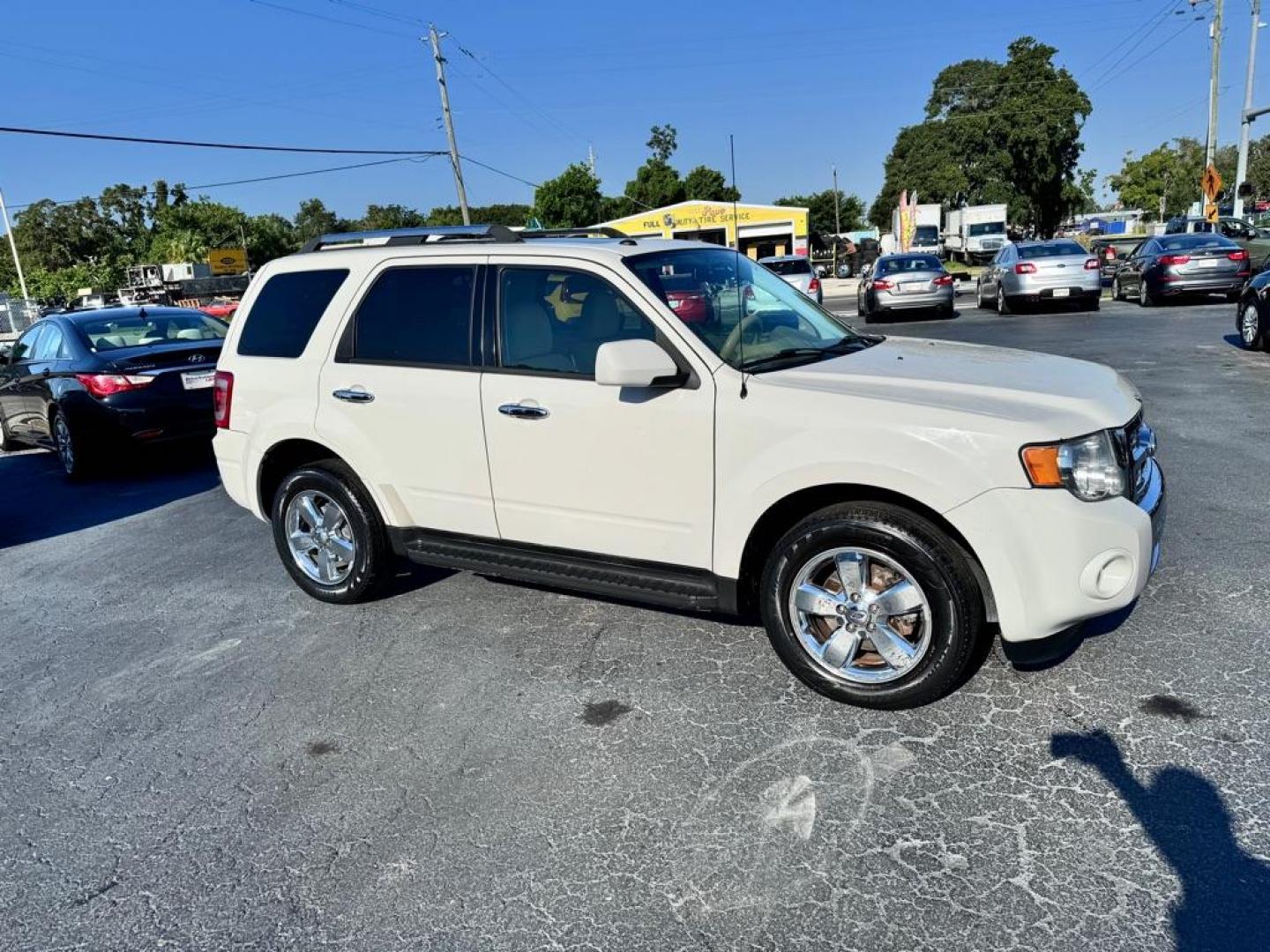2011 WHITE FORD ESCAPE LIMITED (1FMCU9EG3BK) with an 3.0L engine, Automatic transmission, located at 2929 9th St. West, Bradenton, 34205, (941) 242-2810, 27.473591, -82.570679 - Thanks for inquring into DriveNation USA! All vehicles listed can be viewed at www.drivenationusa.com for vehicle history reports and additonal info. We cannot quote any terms such as down payments or monthly payments without an application. You can apply directly at www.drivenationusa.com or by con - Photo#0
