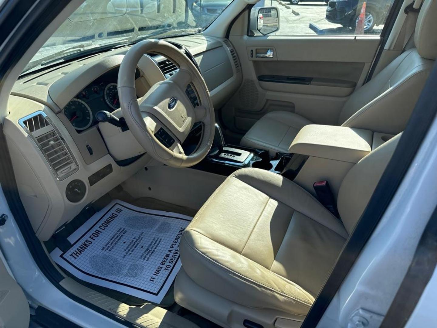 2011 WHITE FORD ESCAPE LIMITED (1FMCU9EG3BK) with an 3.0L engine, Automatic transmission, located at 2929 9th St. West, Bradenton, 34205, (941) 242-2810, 27.473591, -82.570679 - Thanks for inquring into DriveNation USA! All vehicles listed can be viewed at www.drivenationusa.com for vehicle history reports and additonal info. We cannot quote any terms such as down payments or monthly payments without an application. You can apply directly at www.drivenationusa.com or by con - Photo#9