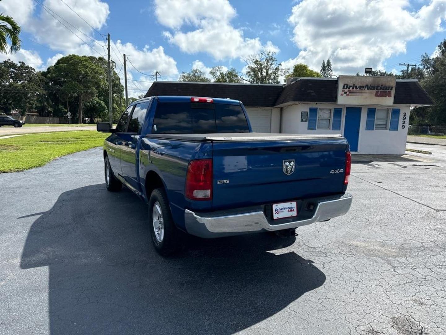 2011 BLUE DODGE RAM 1500 (1D7RV1CT7BS) with an 5.7L engine, Automatic transmission, located at 2929 9th St. West, Bradenton, 34205, (941) 242-2810, 27.473591, -82.570679 - Thanks for inquring into DriveNation USA! All vehicles listed can be viewed at www.drivenationusa.com for vehicle history reports and additonal info. We cannot quote any terms such as down payments or monthly payments without an application. You can apply directly at www.drivenationusa.com or by con - Photo#6