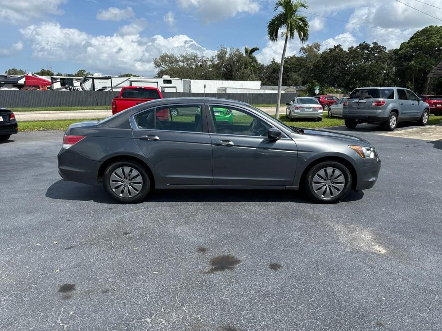2009 SILVER HONDA ACCORD LX (1HGCP26349A) with an 2.4L engine, Automatic transmission, located at 2929 9th St. West, Bradenton, 34205, (941) 242-2810, 27.473591, -82.570679 - Thanks for inquring into DriveNation USA! All vehicles listed can be viewed at www.drivenationusa.com for vehicle history reports and additonal info. We cannot quote any terms such as down payments or monthly payments without an application. You can apply directly at www.drivenationusa.com or by con - Photo#7